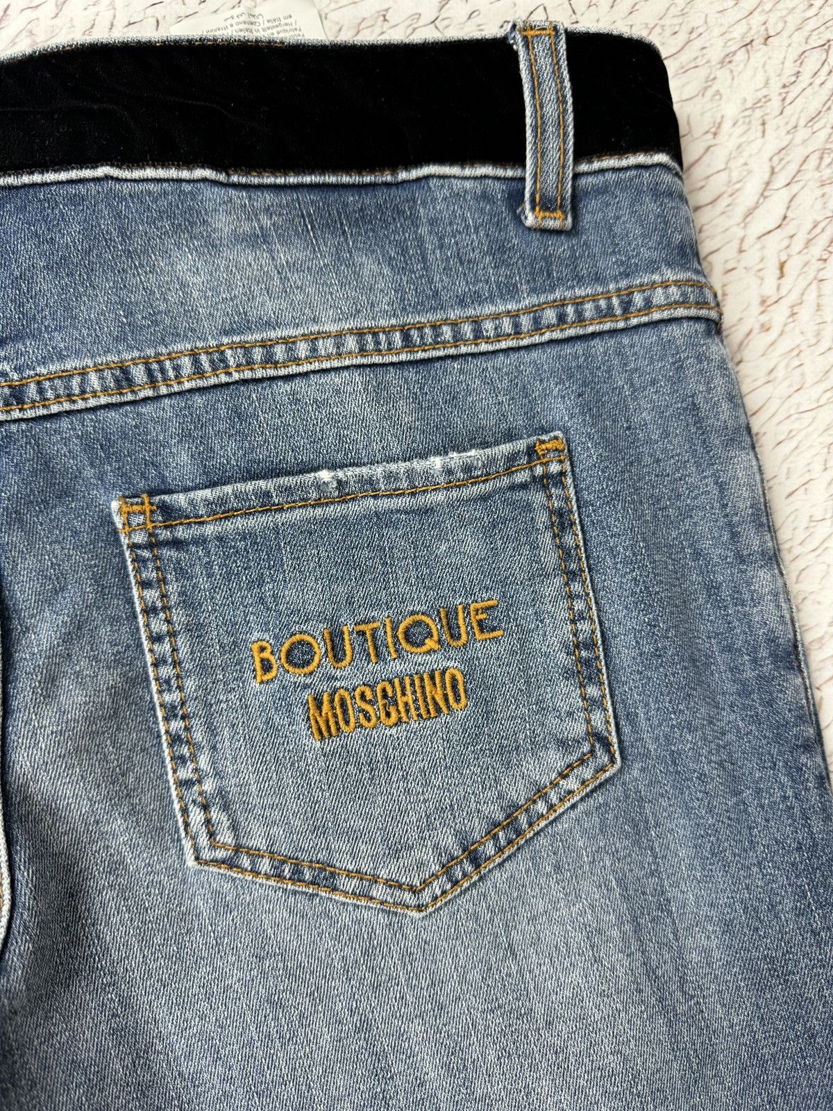Boutique Moschino × Moschino Boutique Moschino blue distressed embroidery diamond jeans Size 30" / US 8 / IT 44 - 16 Thumbnail