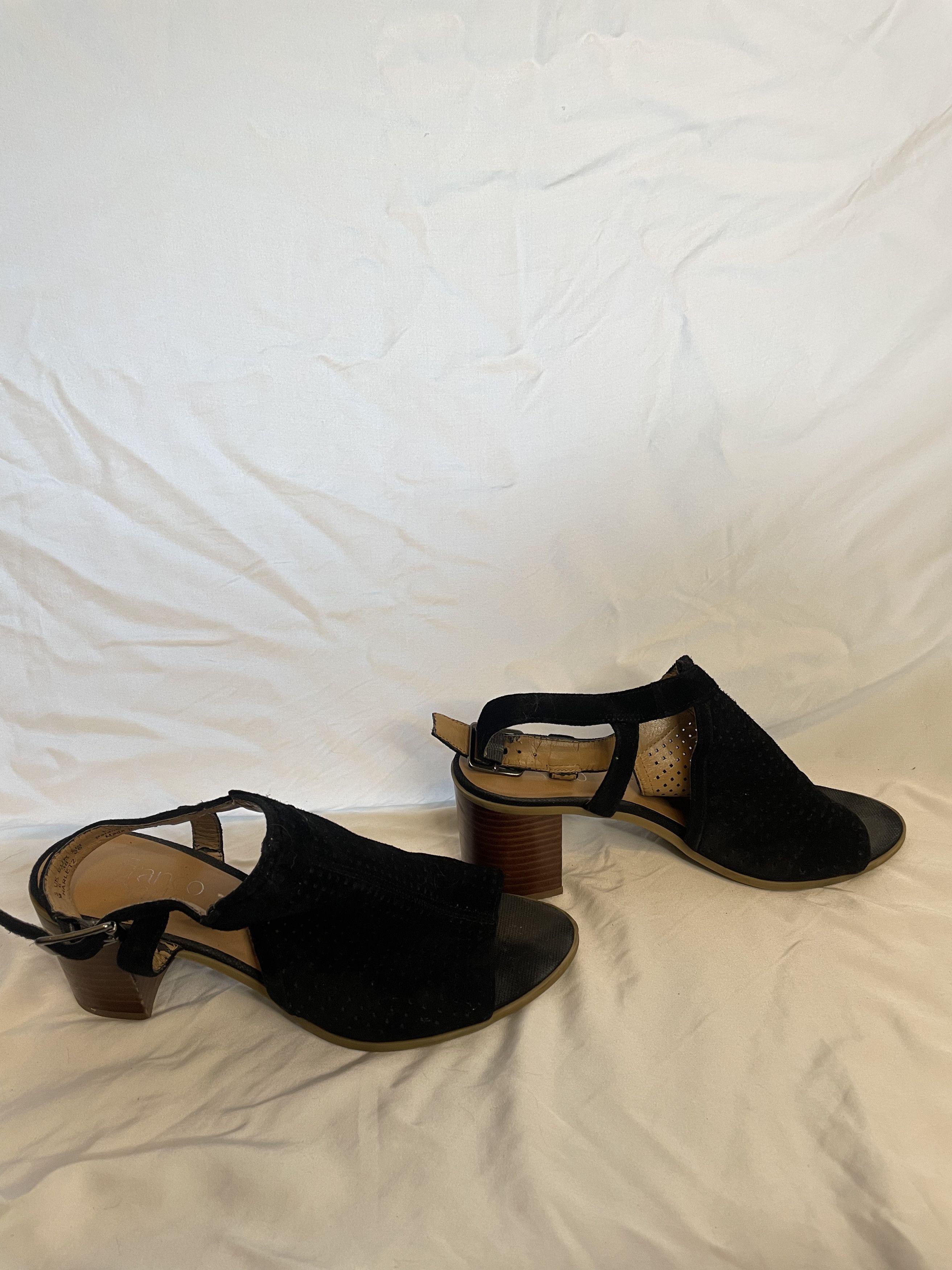 Franco Sarto Franco Sarto Heels Size US 8 / IT 38 - 2 Thumbnail