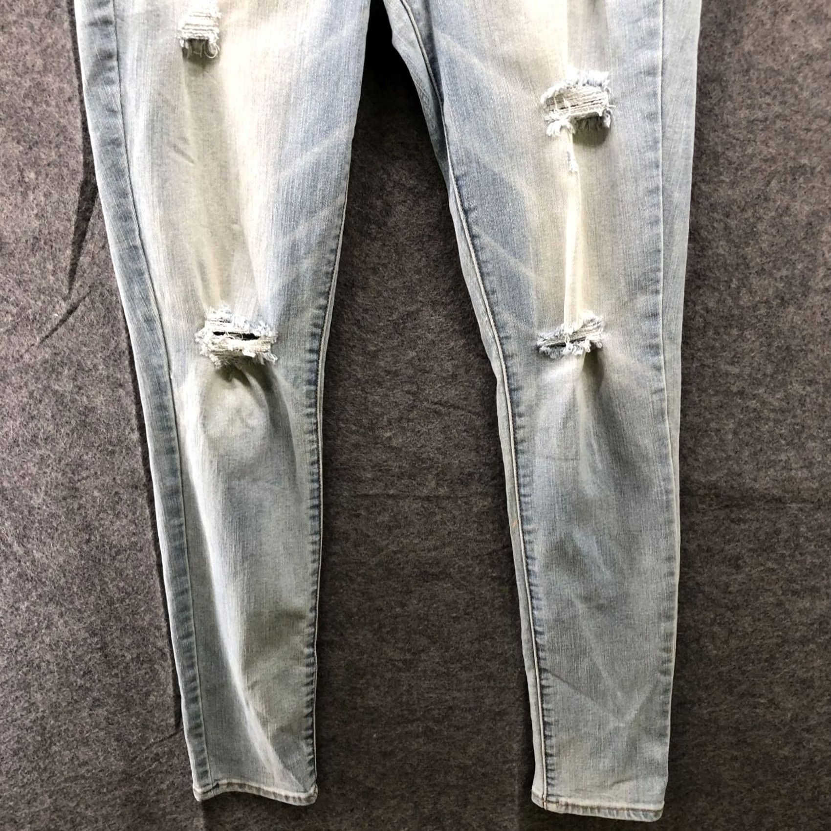 American Eagle Outfitters American Eagle Outfitters Hi-Rise Jegging Slim Womens Size 6 Distressed Light Wash Denim Blue Size 28" / US 6 / IT 42 - 4 Thumbnail