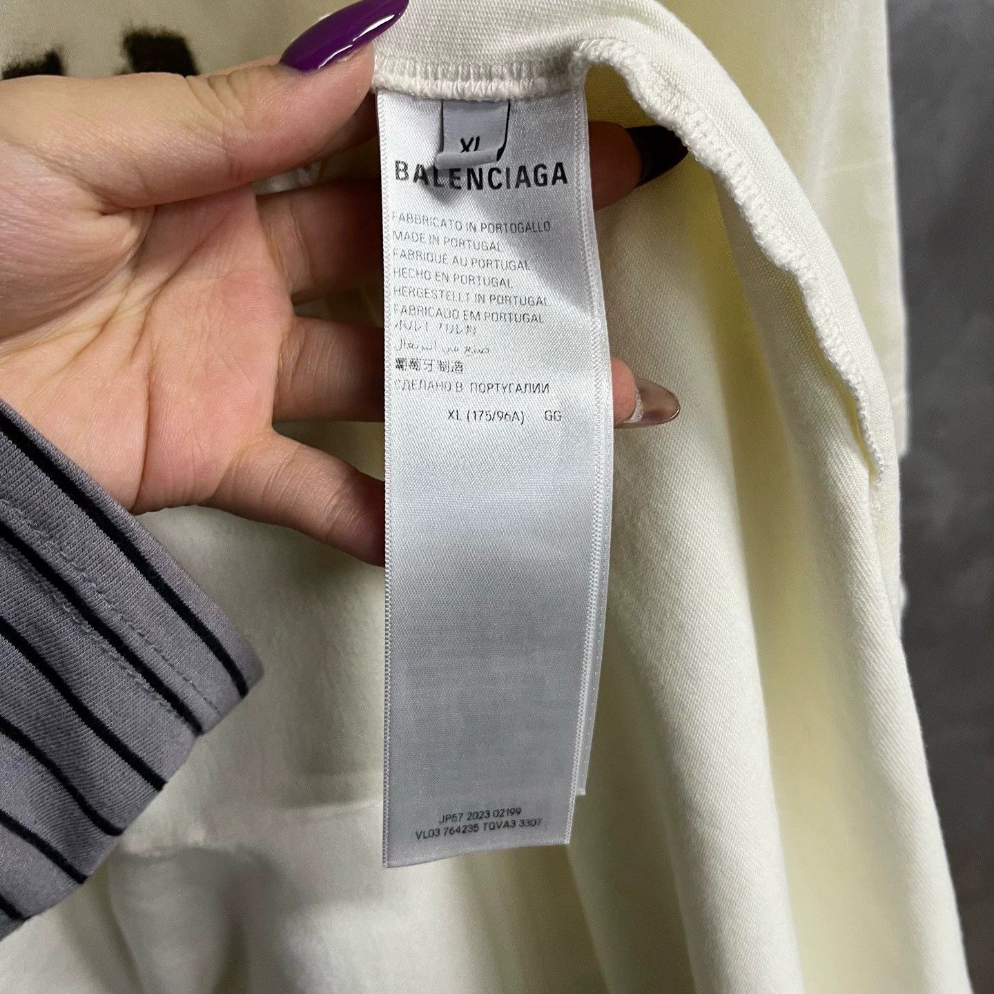 Balenciaga balenciaga white graphic short sleeve t-shirt Size US XL / EU 56 / 4 - 4 Thumbnail