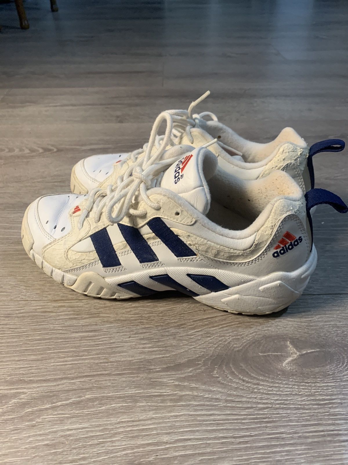 Adidas × Vintage Vintage Adidas Shoes 1998 Size US 8.5 / EU 41-42 - 2 Thumbnail