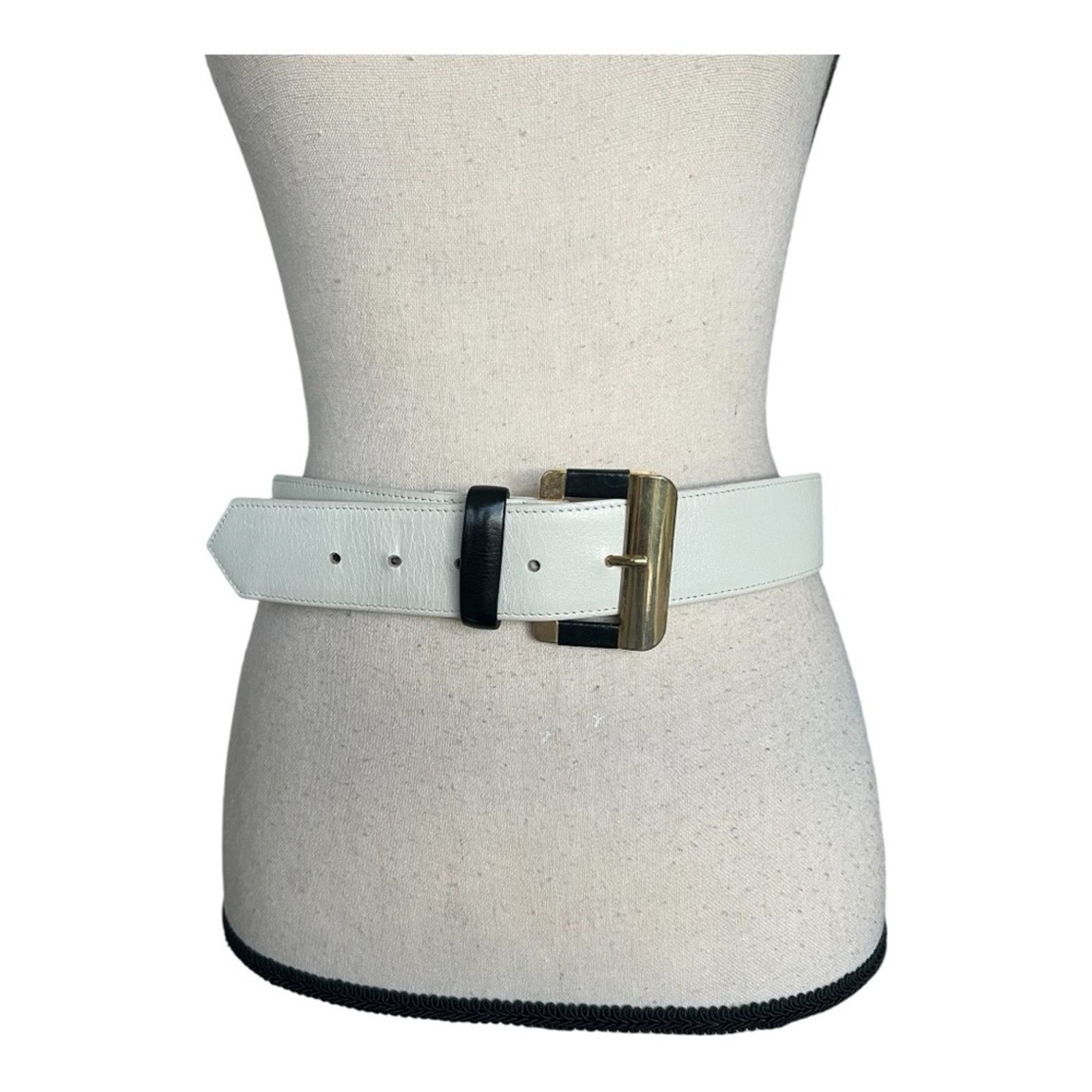 Vintage Mondi Accessories Vintage White Genuine Leather Belt Size 14 Size ONE SIZE - 1 Thumbnail
