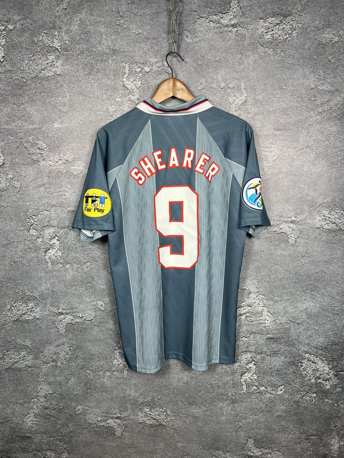 Umbro Vintage Umbro 1996 England #9 Shearer Jersey T-shirt Size US L / EU 52-54 / 3 - 2 Thumbnail
