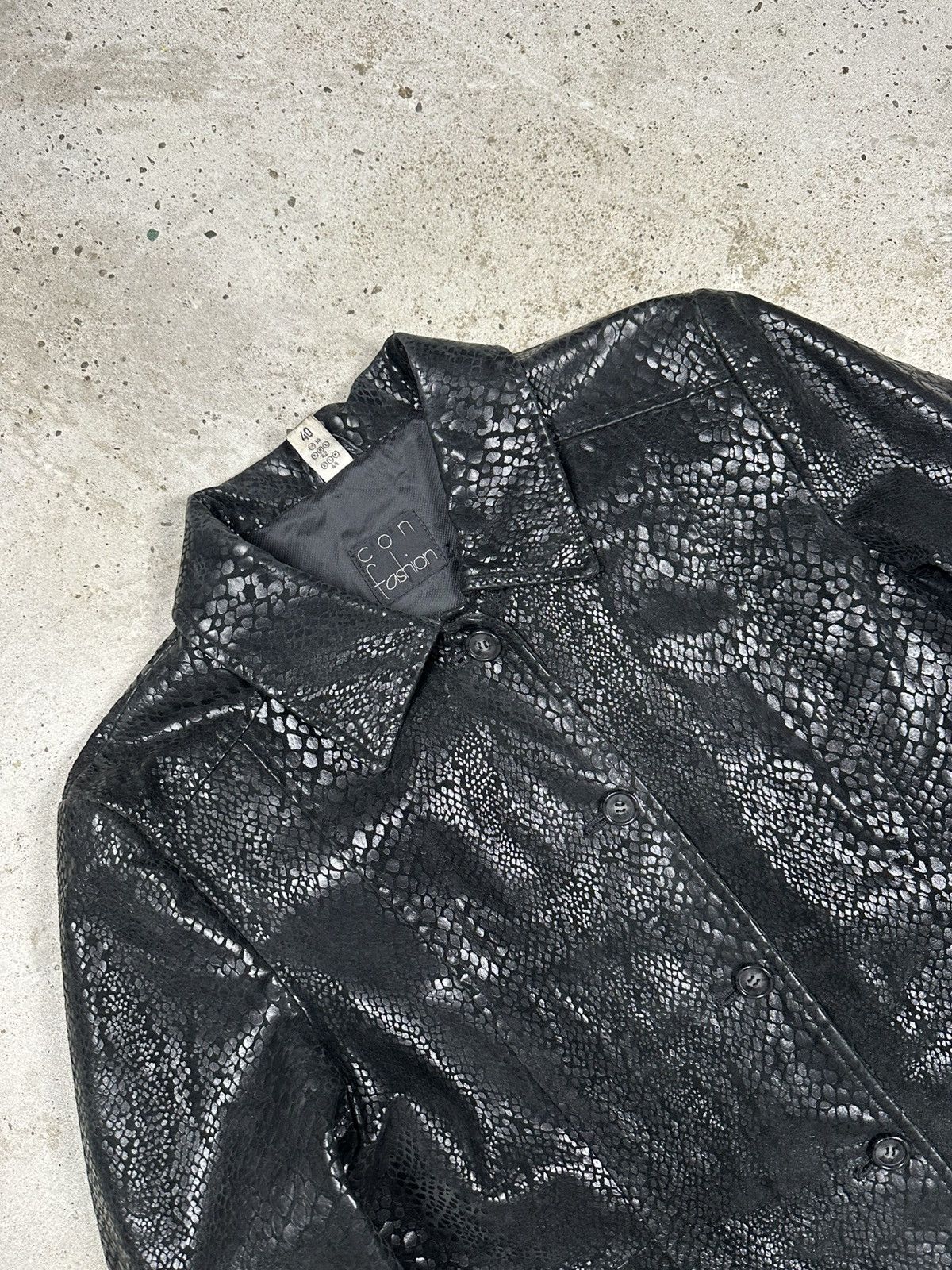 Japanese Brand Vintage Y2K Black Genuine Leather Crocodile Snakeskin Coat Size XL / US 12-14 / IT 48-50 - 7 Thumbnail