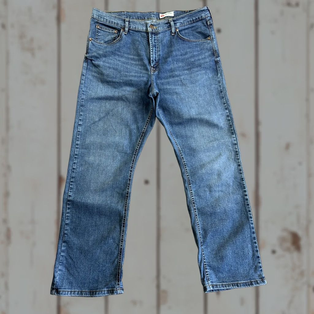 Wrangler Wrangler Relaxed Boot Jeans 36 x 30 Denim Cotton Blue 5-Pocket Wrangler Mens Bootcut Cowboy Western Signature Logo Raised Size US 36 / EU 52 - 1 Thumbnail