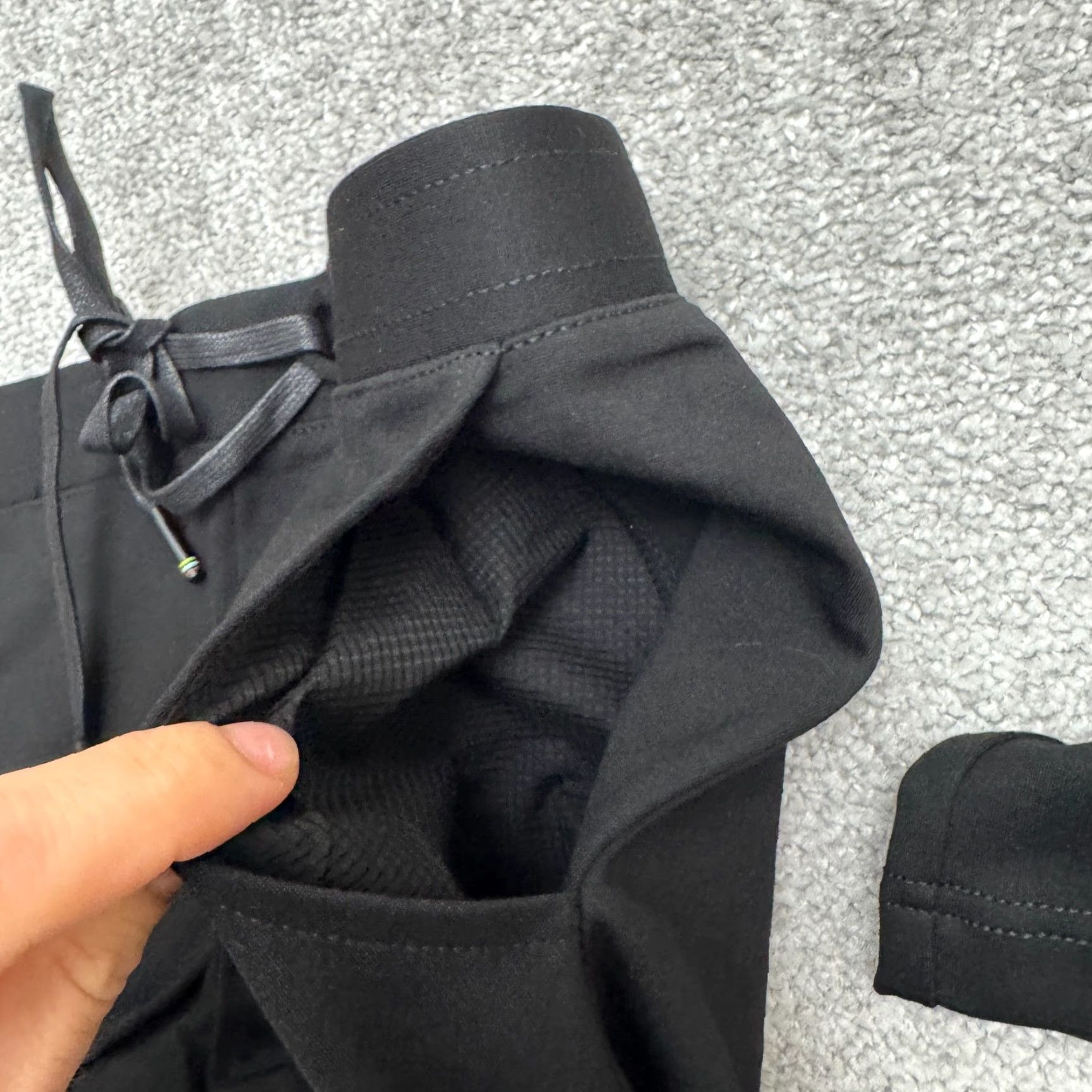 Vintage VINTAGE Betabrand Women's Jogger Pants XS Black Stretch Casual Tapered Pockets 27in Inseam Size 26" / US 2 / IT 38 - 5 Thumbnail