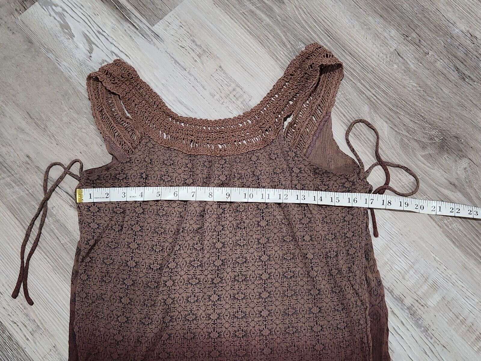 Designer Gimmicks By BKE Tank Top Pink Mauve Ombre Crochet Knit Boho Size XS / US 0-2 / IT 36-38 - 4 Thumbnail