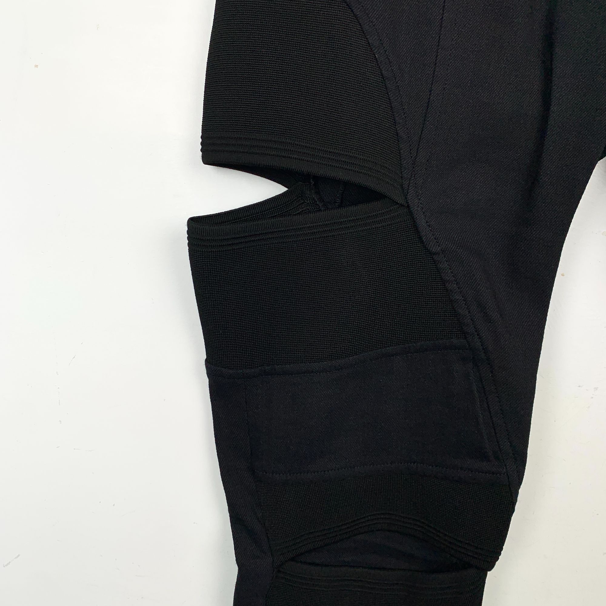 Burberry Burberry Black Irregular Cut Zipper Casual Pants Size M Made Size 40" / US 18 - 5 Thumbnail