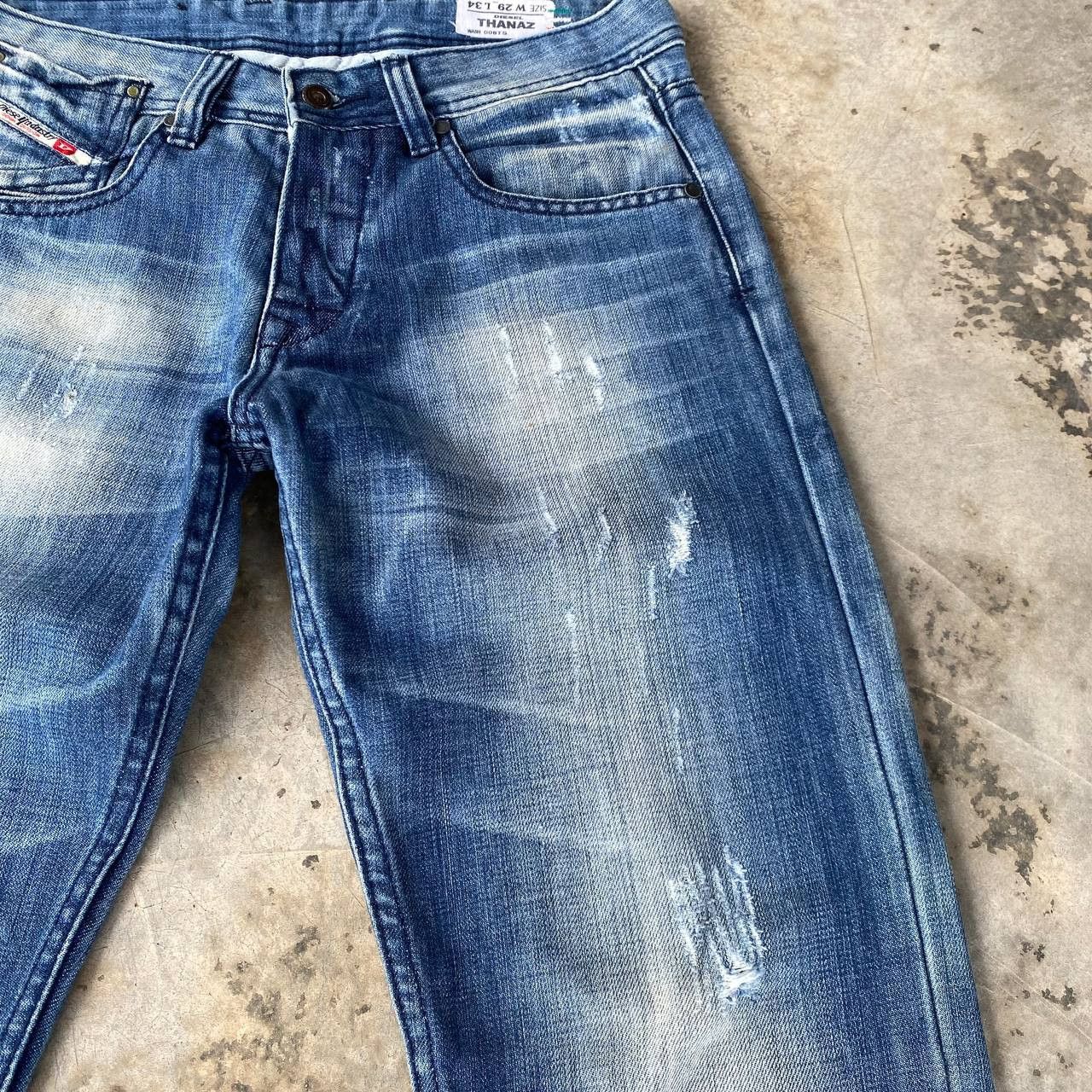 Diesel DIESEL THANAZ 008TS WASH DISTRESSED DENIM ITALY Size US 29 - 2 Thumbnail
