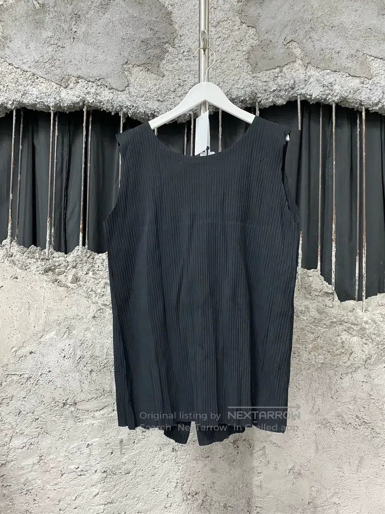 Issey Miyake Issey Miyake size:one size Black Dress Size XXS / US 00 / IT 34 - 1 Thumbnail