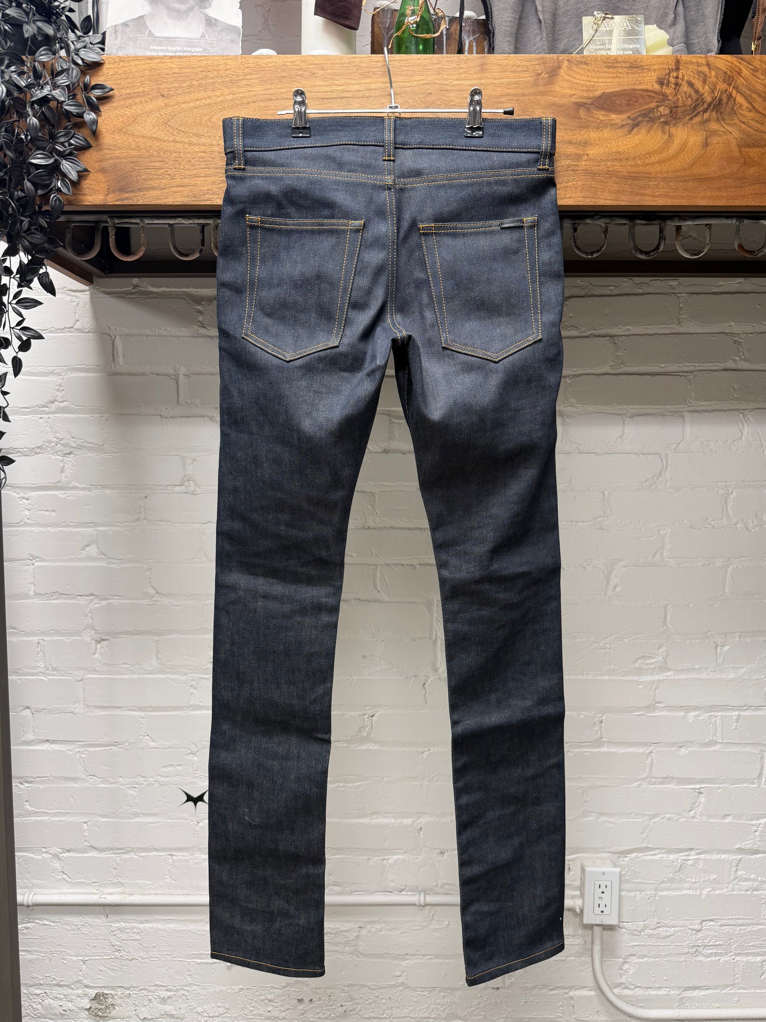 Saint Laurent Paris 2020 Saint Laurent ‘D18’ Dark Raw Washed Blue Skinny Jeans Size US 28 / EU 44 - 4 Thumbnail
