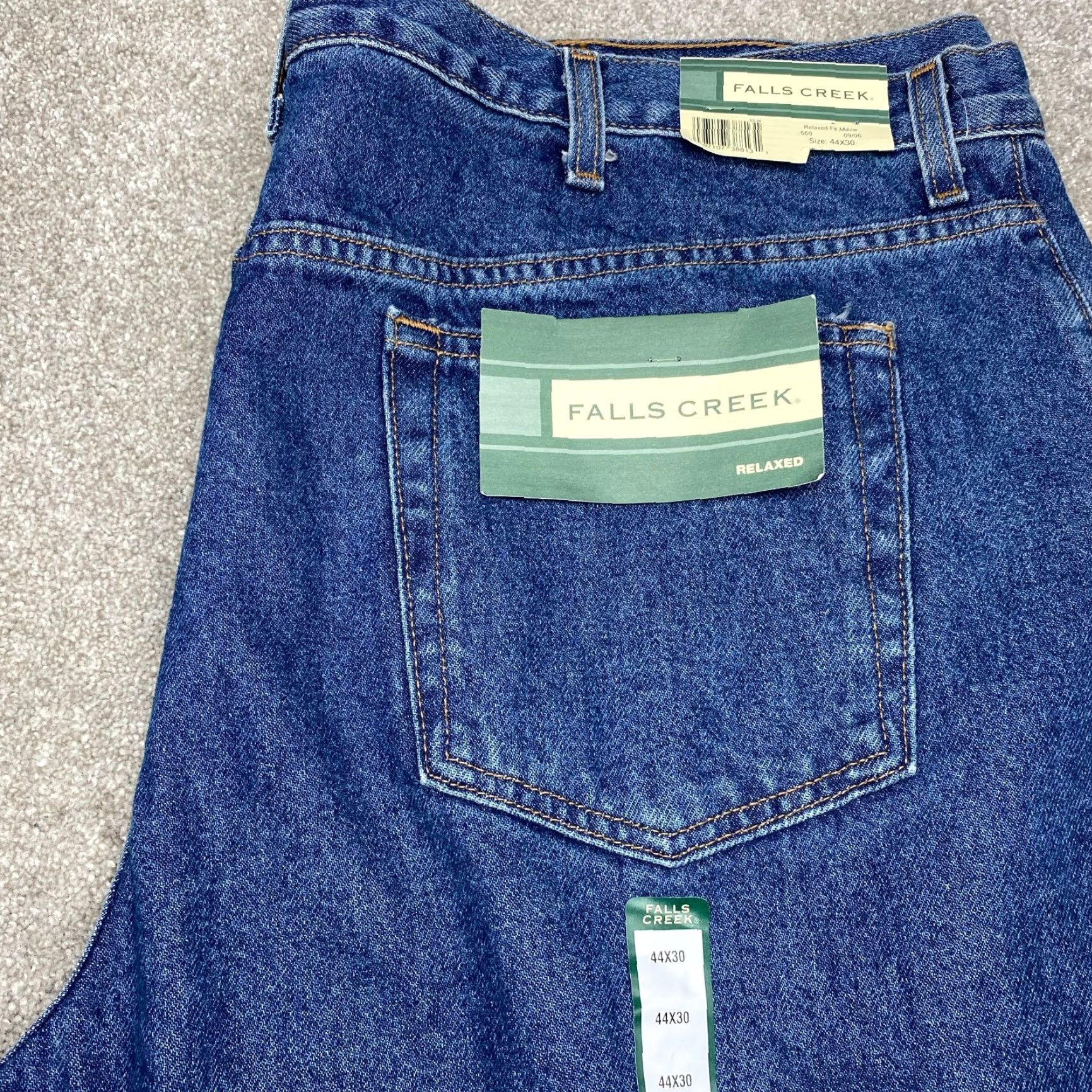 J Brand Falls Creek Jeans 44x23 Denim Blue Wash Relaxed Straight 5-Pocket Mens Big & Tall 6995 Cotton Denim Blue Wash N/A Size US 44 / EU 60 - 3 Thumbnail