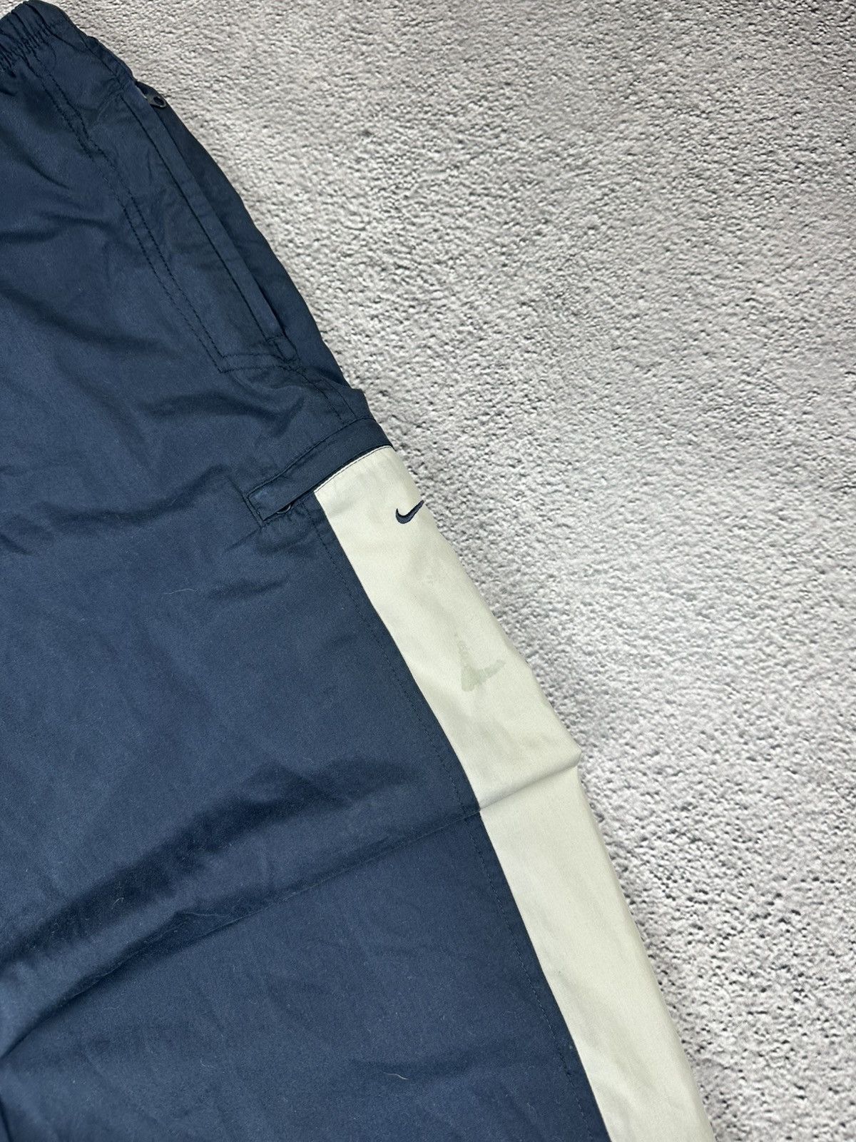 Nike Vintage Nike Nylon Track Pants Drill Y2K Style Baggy Size US 32 / EU 48 - 6 Thumbnail