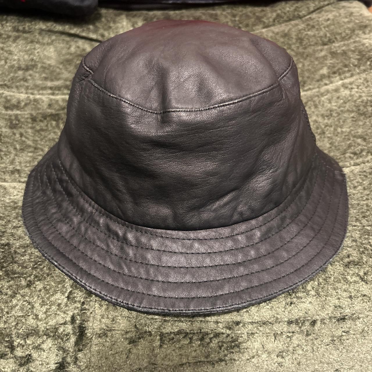 Danier Vintage Danier Leather bucket hat Size ONE SIZE - 1 Thumbnail
