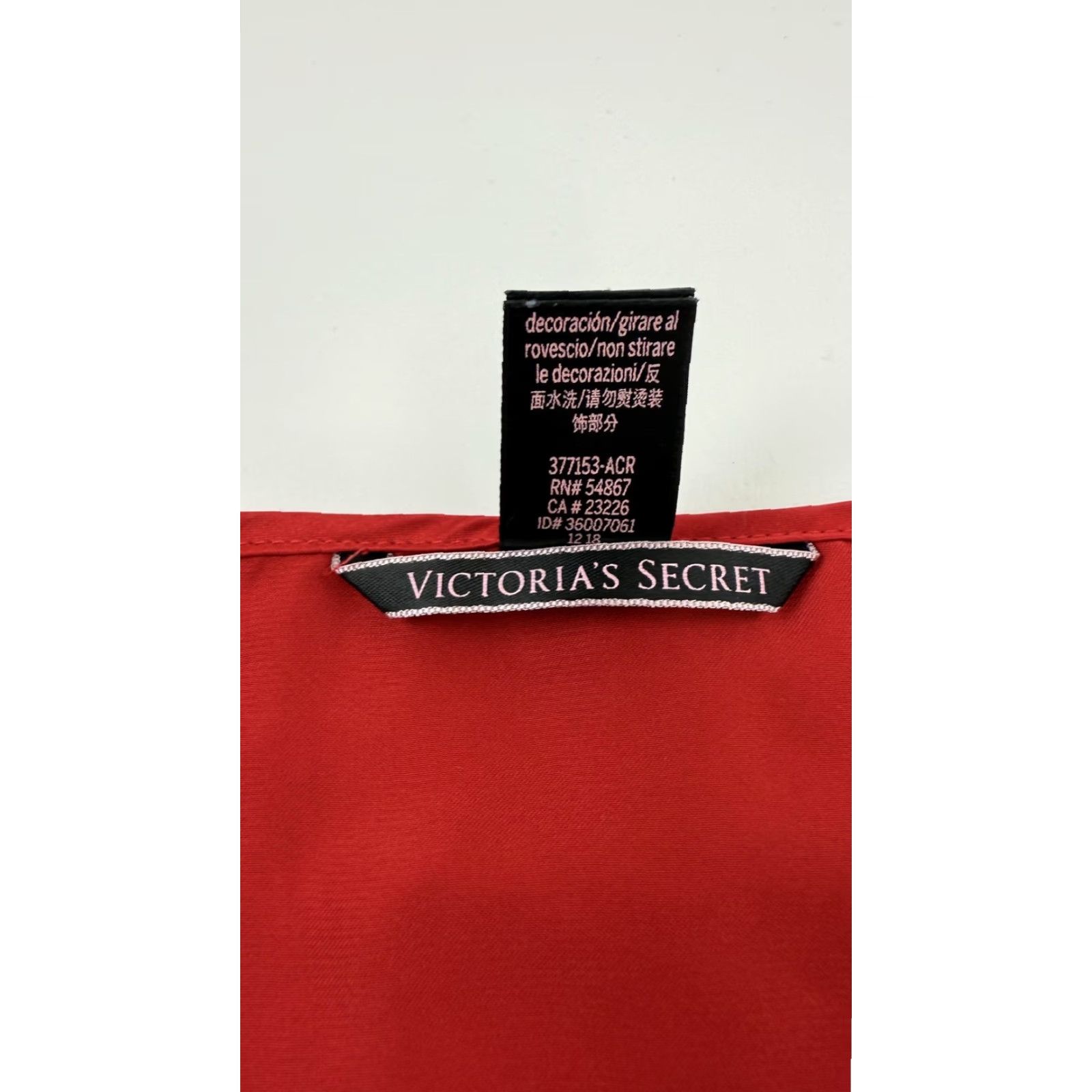 Victoria's Secret Victoria's Secret Robe Kimono Wrap Womens One Size Red Satin Heart Print LOVE Size ONE SIZE - 3 Thumbnail