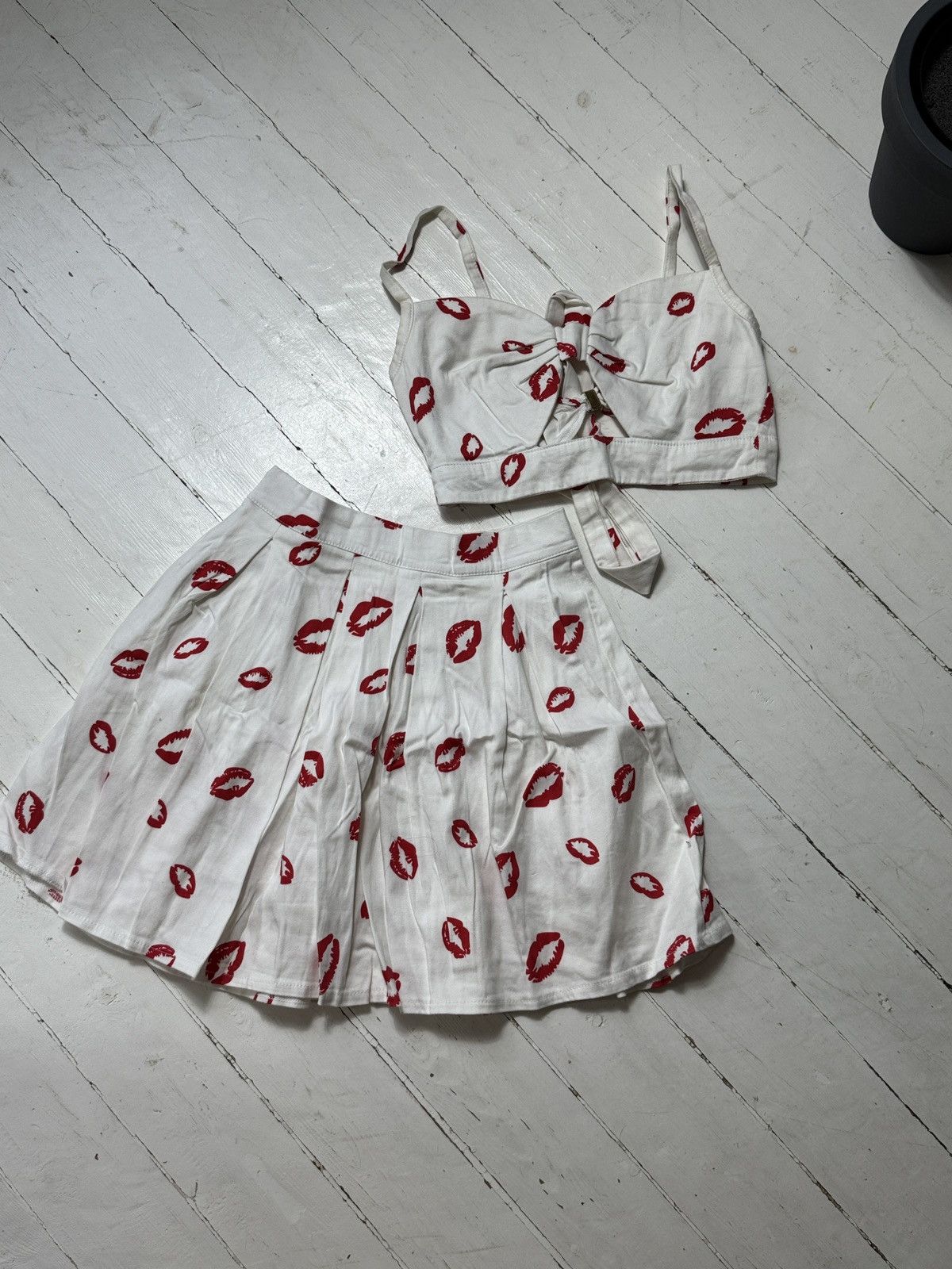 Other VINTAGE AVANT GARDE MONOGRAM KISSES SET TRACKSUIT TOP/ SKIRT Size S / US 4 / IT 40 - 2 Thumbnail