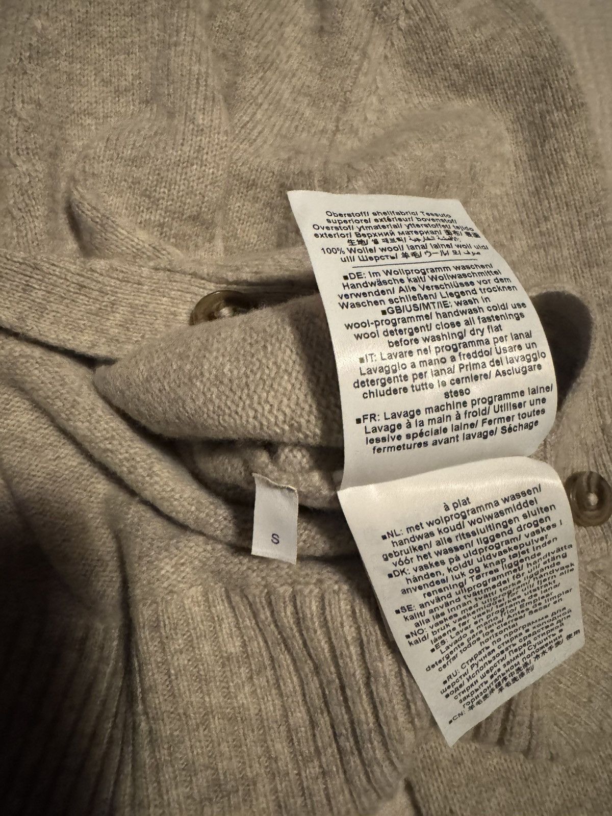 CLOSED V neck Wool Cardigan Size S / US 4 / IT 40 - 3 Thumbnail