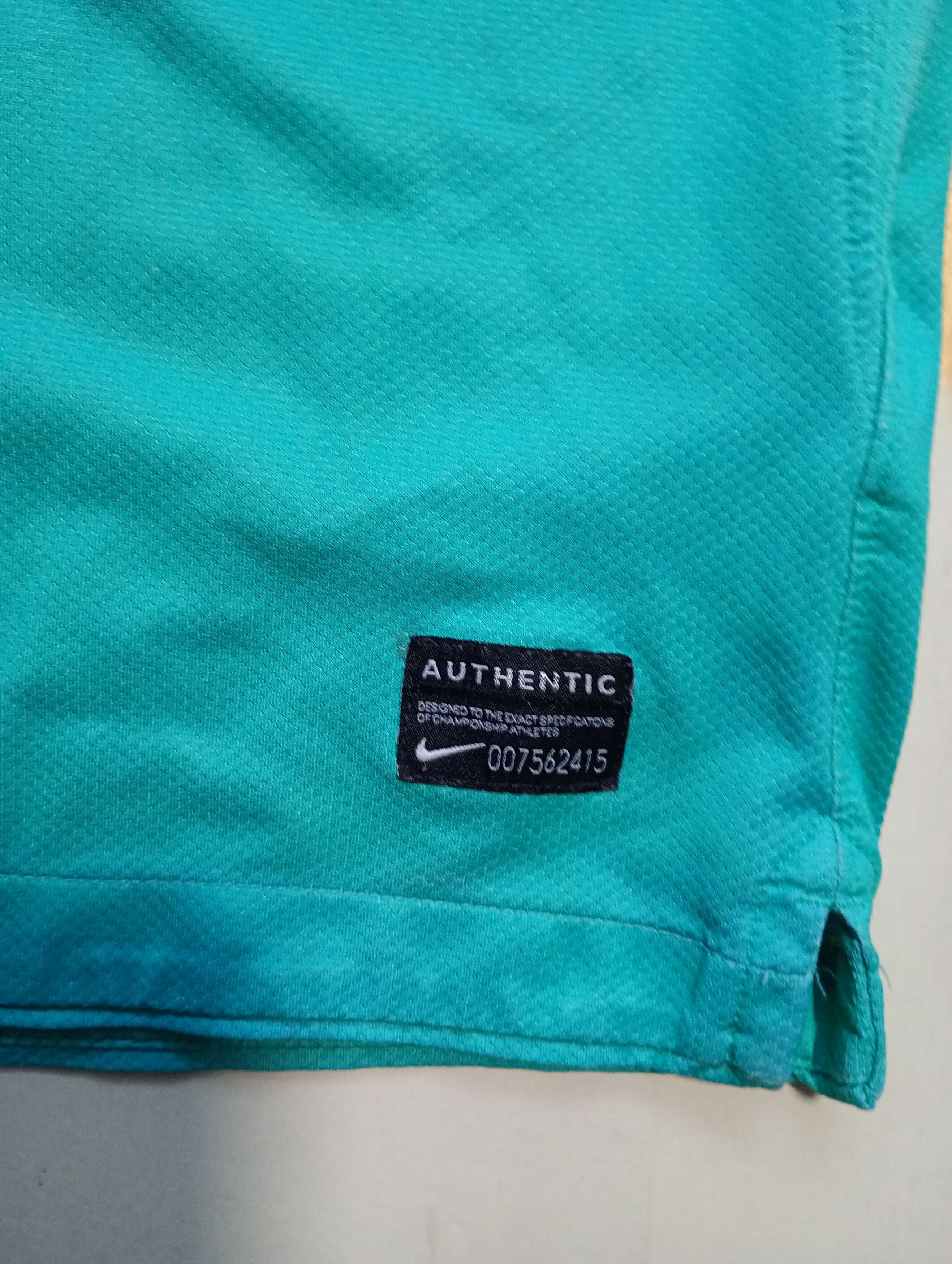 Nike Nike Barcelona FC Away Jersey 2010-2011 Size US S / EU 44-46 / 1 - 4 Thumbnail