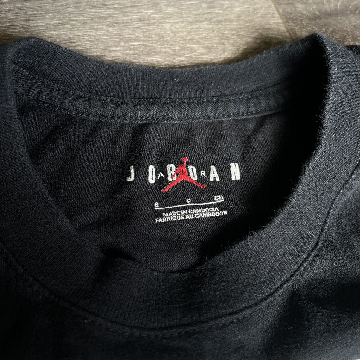 Jordan Brand × Nike × Vintage Vintage Jordan Brand Jump Man Nike Swoosh Graphic Tee Shirt Size US S / EU 44-46 / 1 - 4 Thumbnail