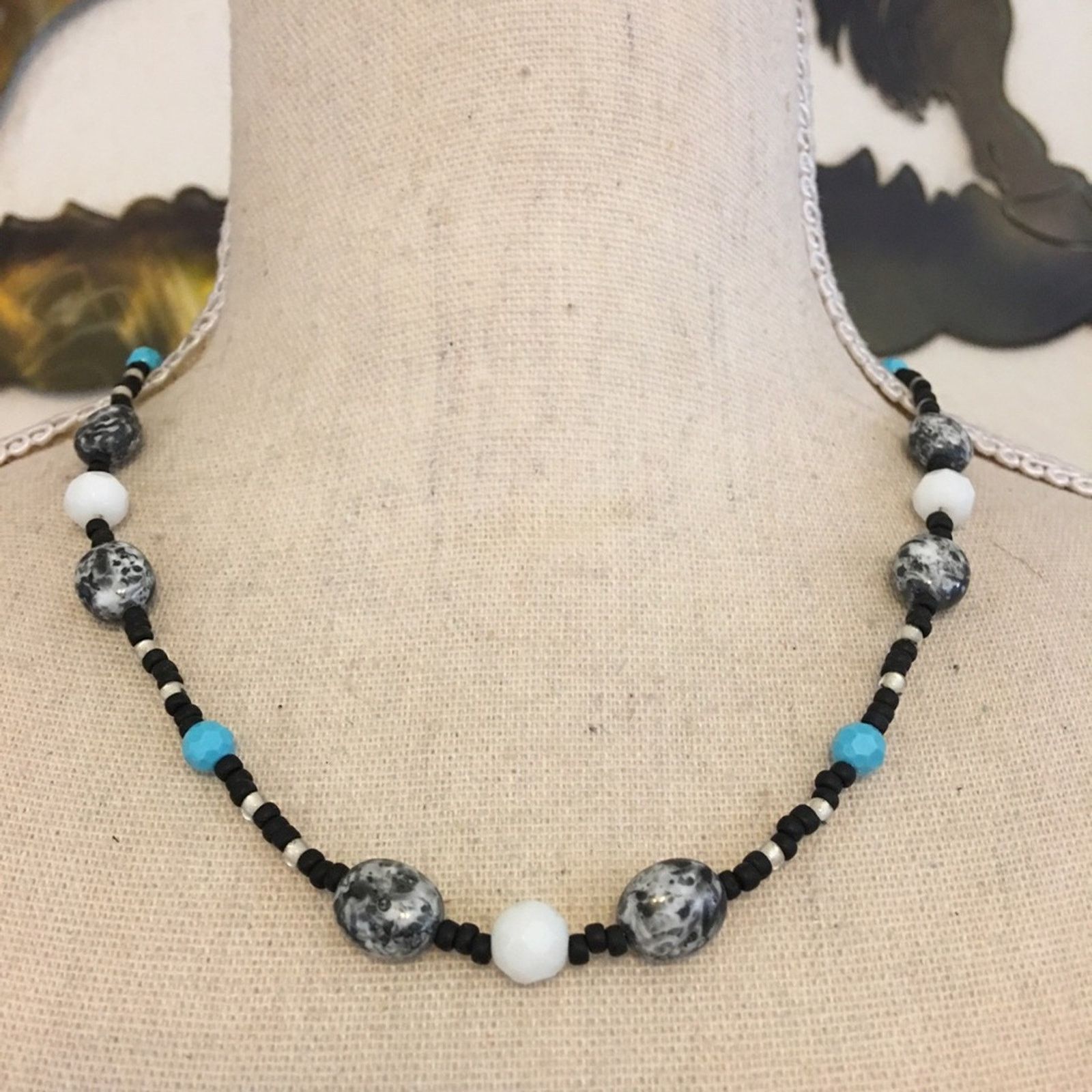 Handmade Gray marble and glass bead necklace Size ONE SIZE - 1 Thumbnail