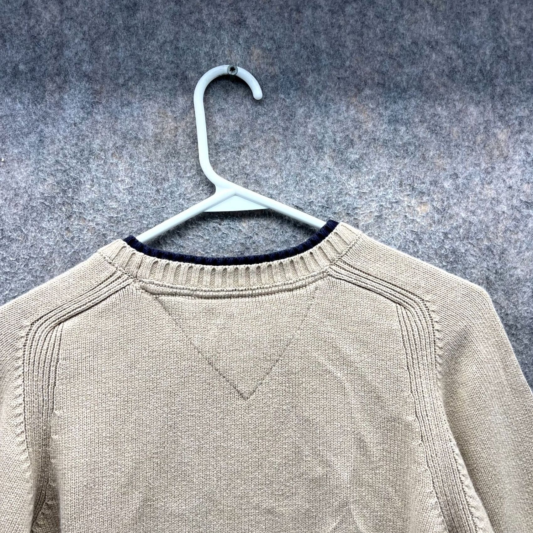 Tommy Hilfiger VINTAGE Tommy Hilfiger Sweater Mens M Khaki Crewneck Fleece Pullover Beige Tan Logo Striped? (Note: Original lacked stripes; adjust to exact terms.) Size US M / EU 48-50 / 2 - 6 Thumbnail