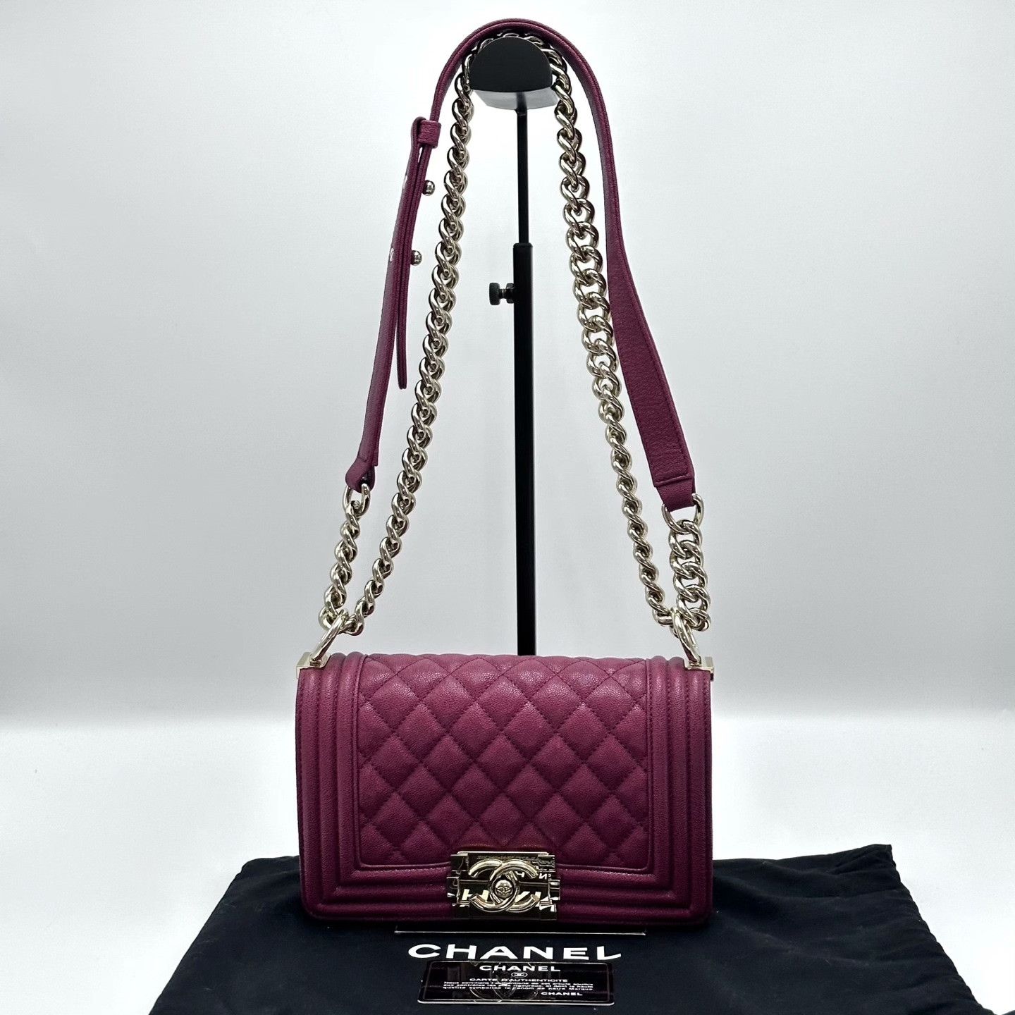 Chanel Pre-loved Bag Very good condition Size ONE SIZE - 1 Thumbnail