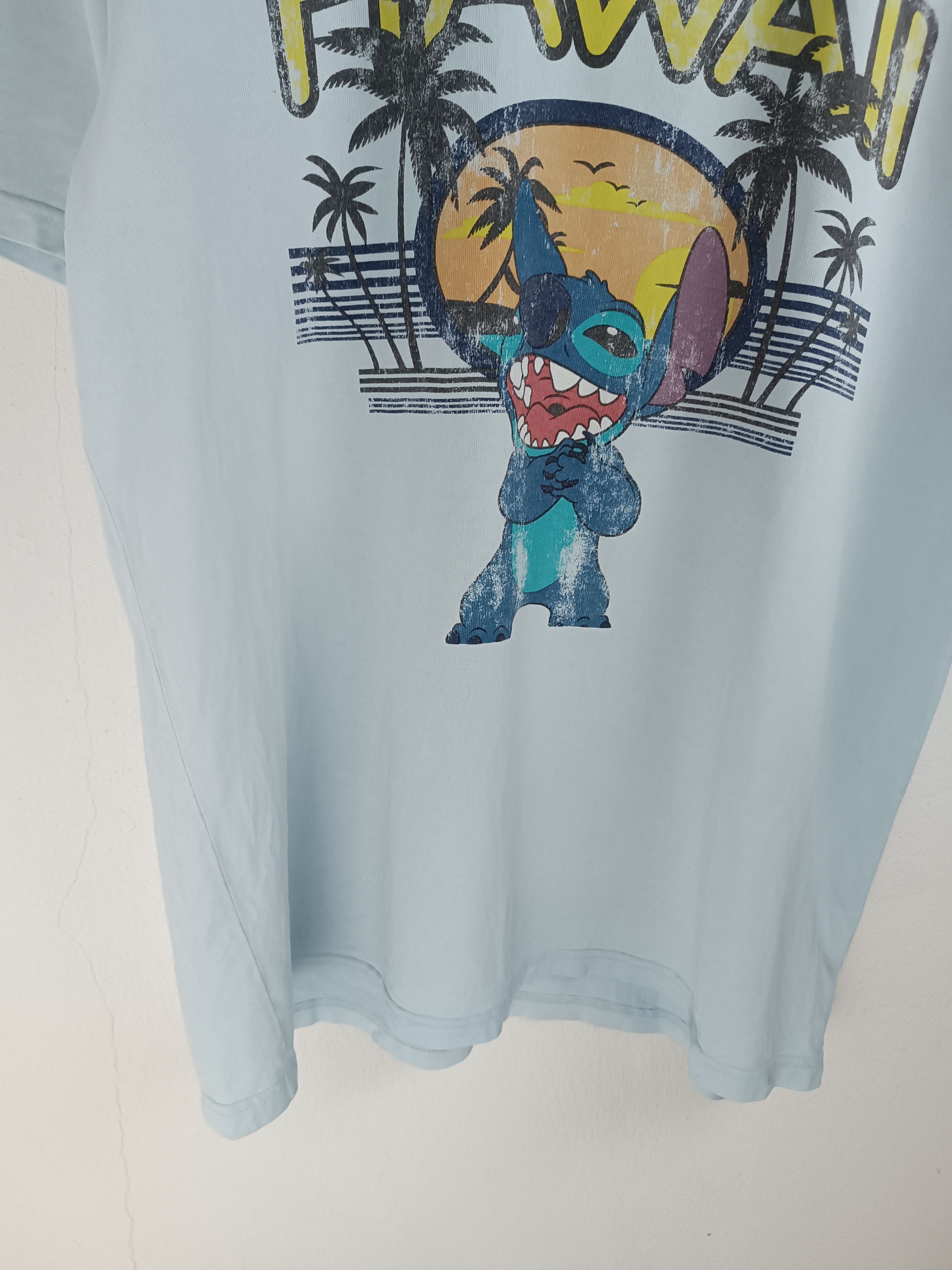 Disney VINTAGE LILO & STITCH HAWAII DISNEY TEES frozen shrek Size US L / EU 52-54 / 3 - 7 Thumbnail