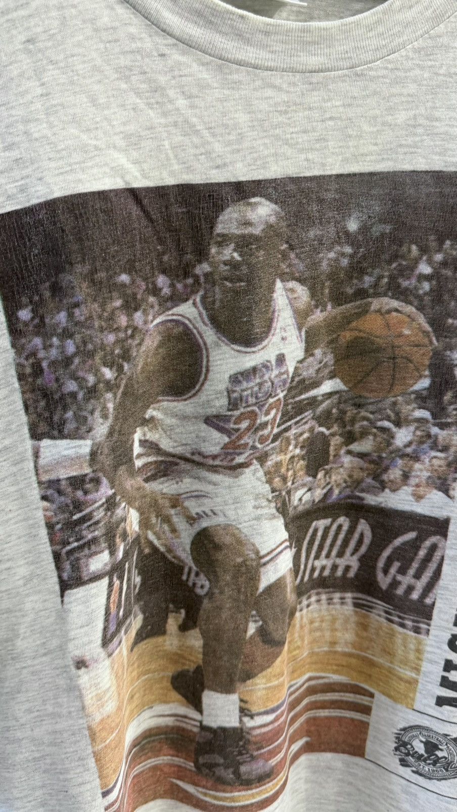 Vintage Michael Jordan 23 Vintage T-Shirt Size US XL / EU 56 / 4 - 4 Thumbnail