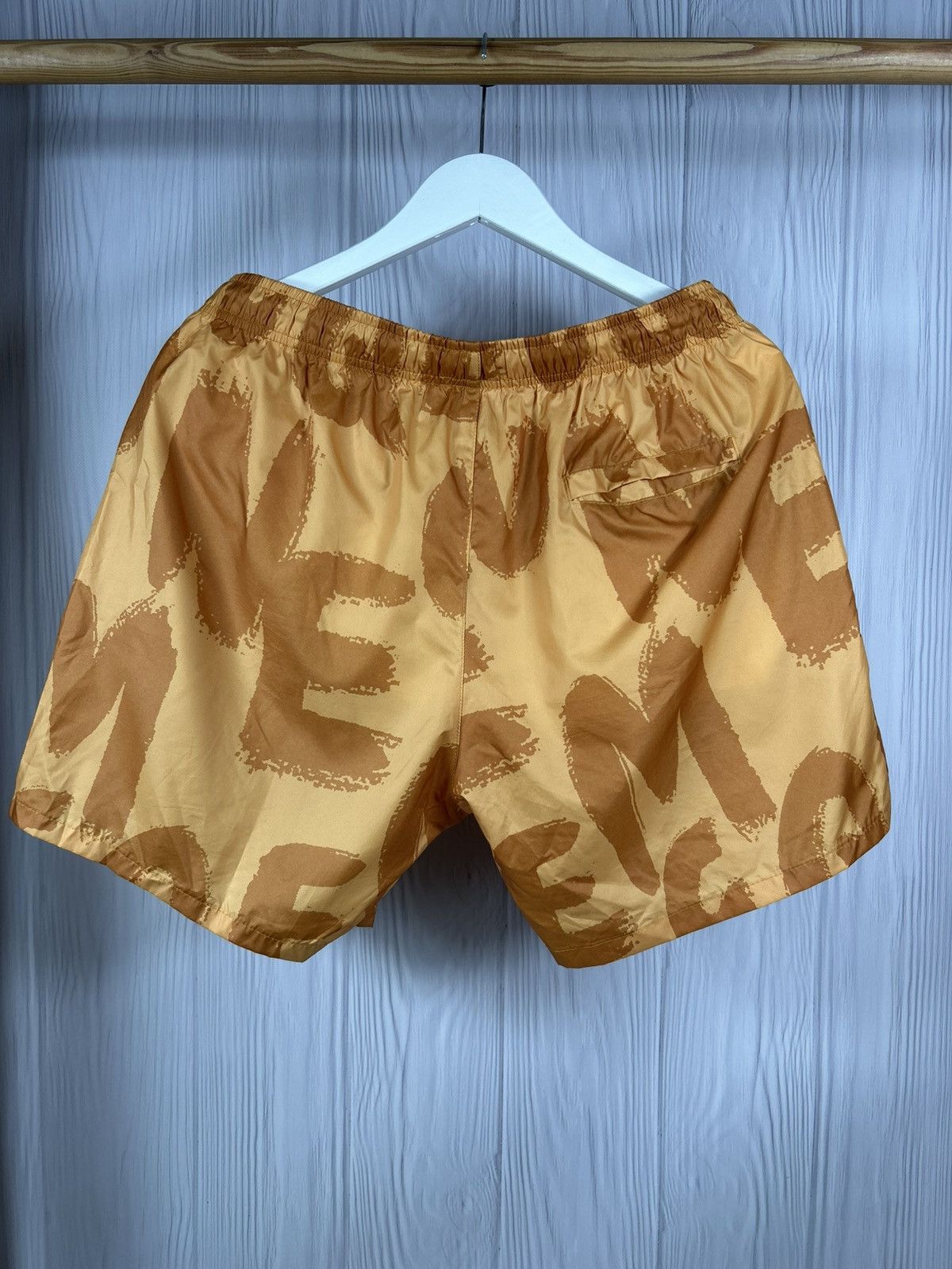 Alexander McQueen ALEXANDER MCQUEEN Graffiti Logo-Print Swim Shorts Trunks XL Size US 36 / EU 52 - 6 Thumbnail
