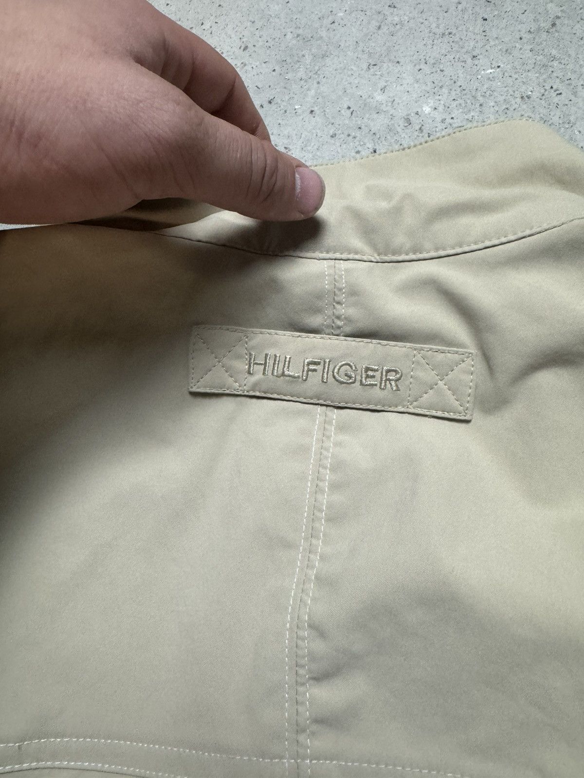Tommy Hilfiger × Vintage Vintage Y2K Tommy Hilfiger Nylon Waterproof Monsieurk Jacket Size US M / EU 48-50 / 2 - 14 Thumbnail