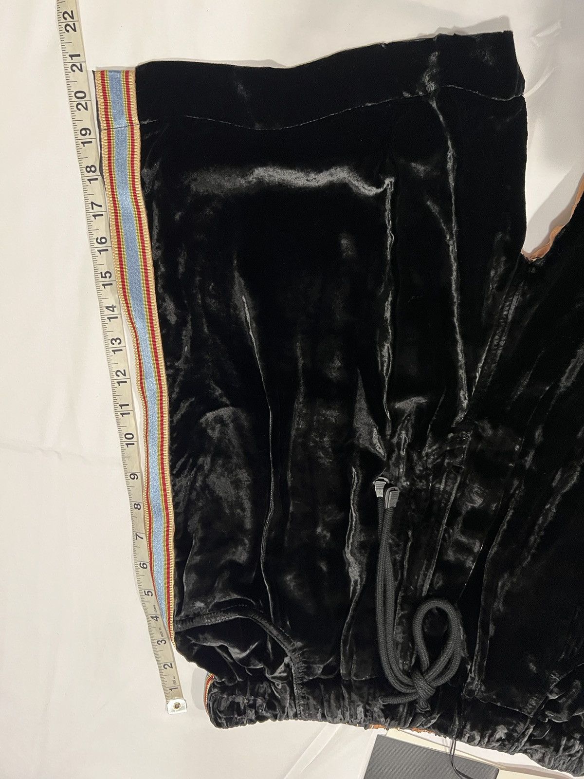 Gucci Gucci mens shorts. 30/M. $2100 Size US 30 / EU 46 - 12 Thumbnail