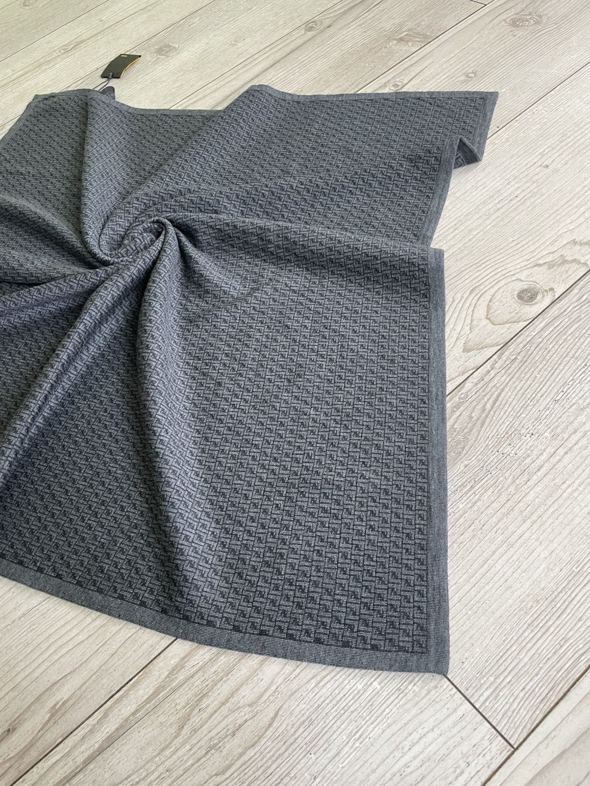 Fendi Fendi Monogram Wool Scarf Size ONE SIZE - 5 Thumbnail