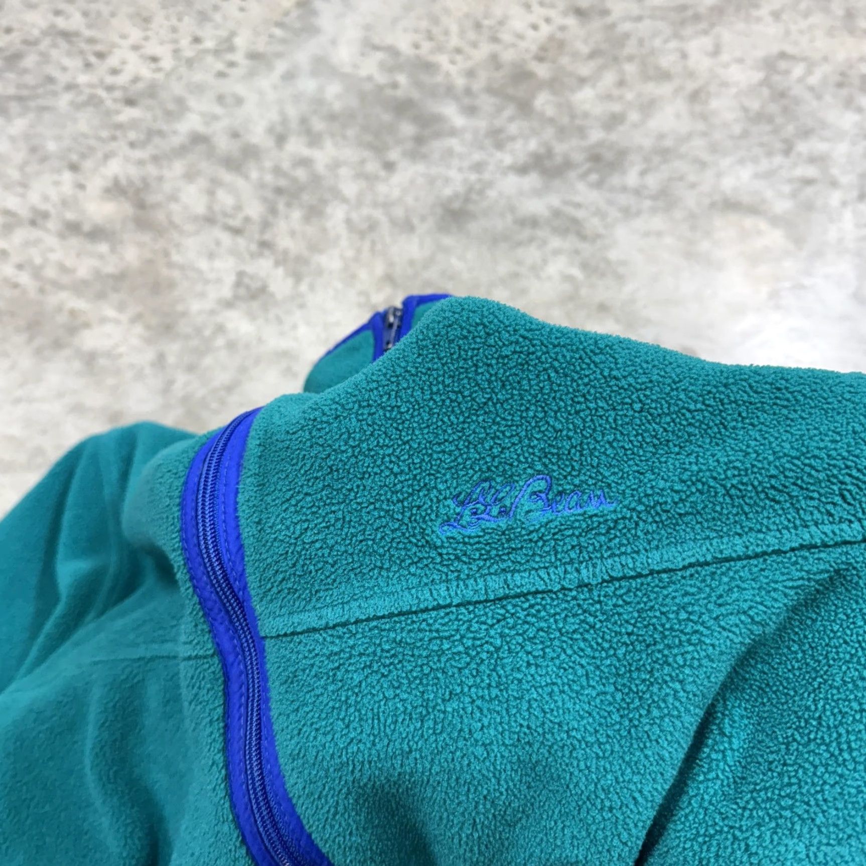 Vintage VINTAGE L.L. Bean Jacket Mens M Teal Fleece Full Zip Mock Neck Outdoor 90s Green Casual Zip Pockets Bomber Jacket Mens Vintage 90s Size US M / EU 48-50 / 2 - 3 Thumbnail