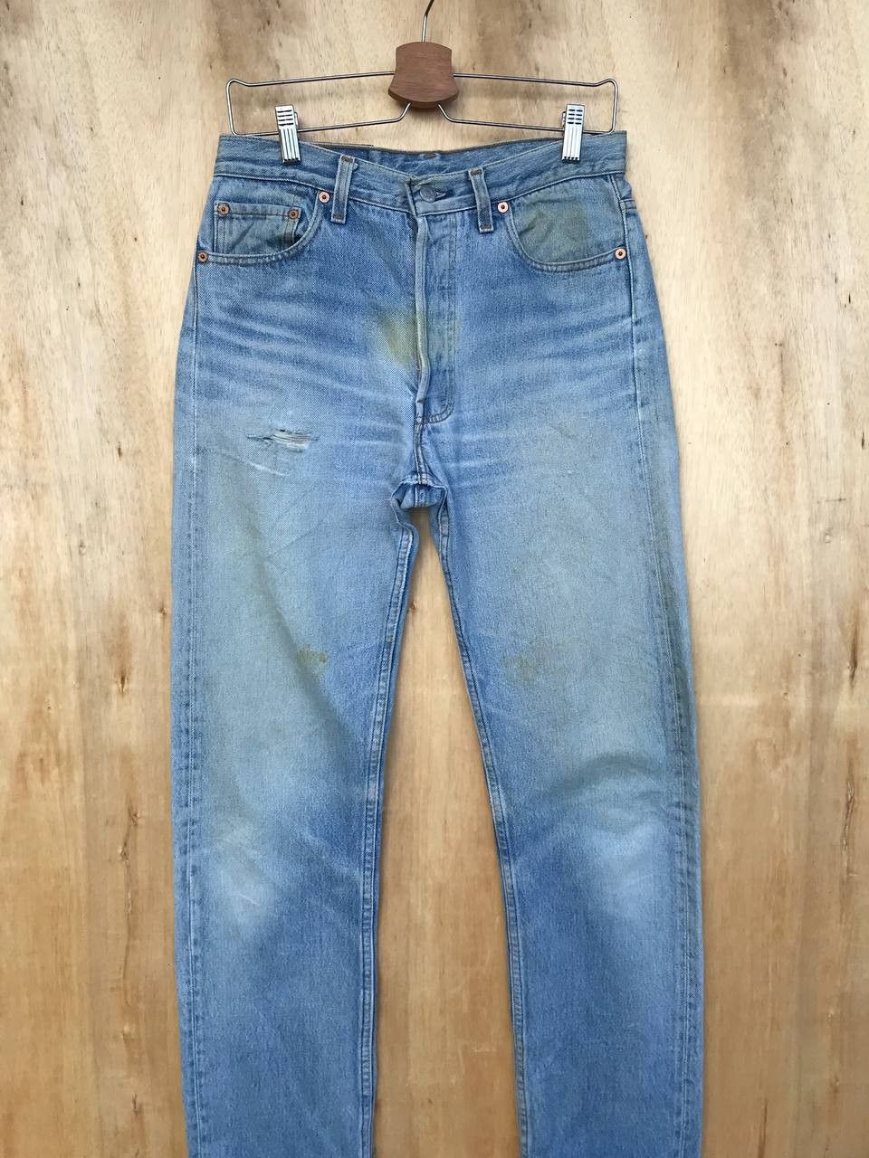 Levi's VINTAGE 1993 LEVIS 501 DIRTY DISTRESSED JEAN W29X32 Size US 29 - 2 Thumbnail
