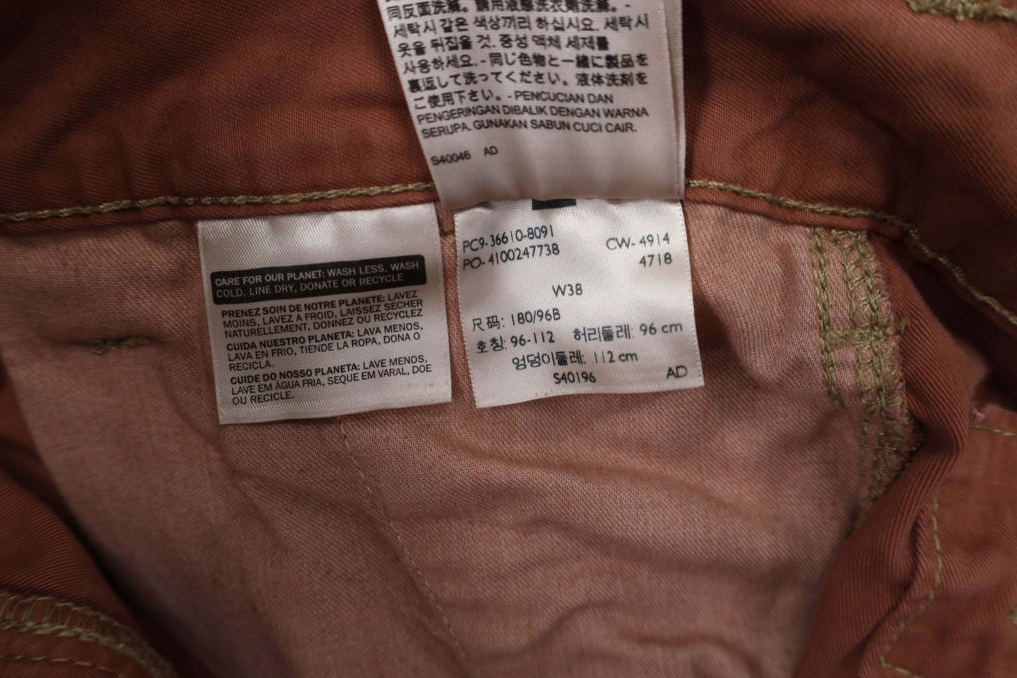 Levi's × Vintage Vintage Y2K Levis Faded Baggy Fit Cargo Shorts Rust Cotton Size US 38 / EU 54 - 9 Thumbnail