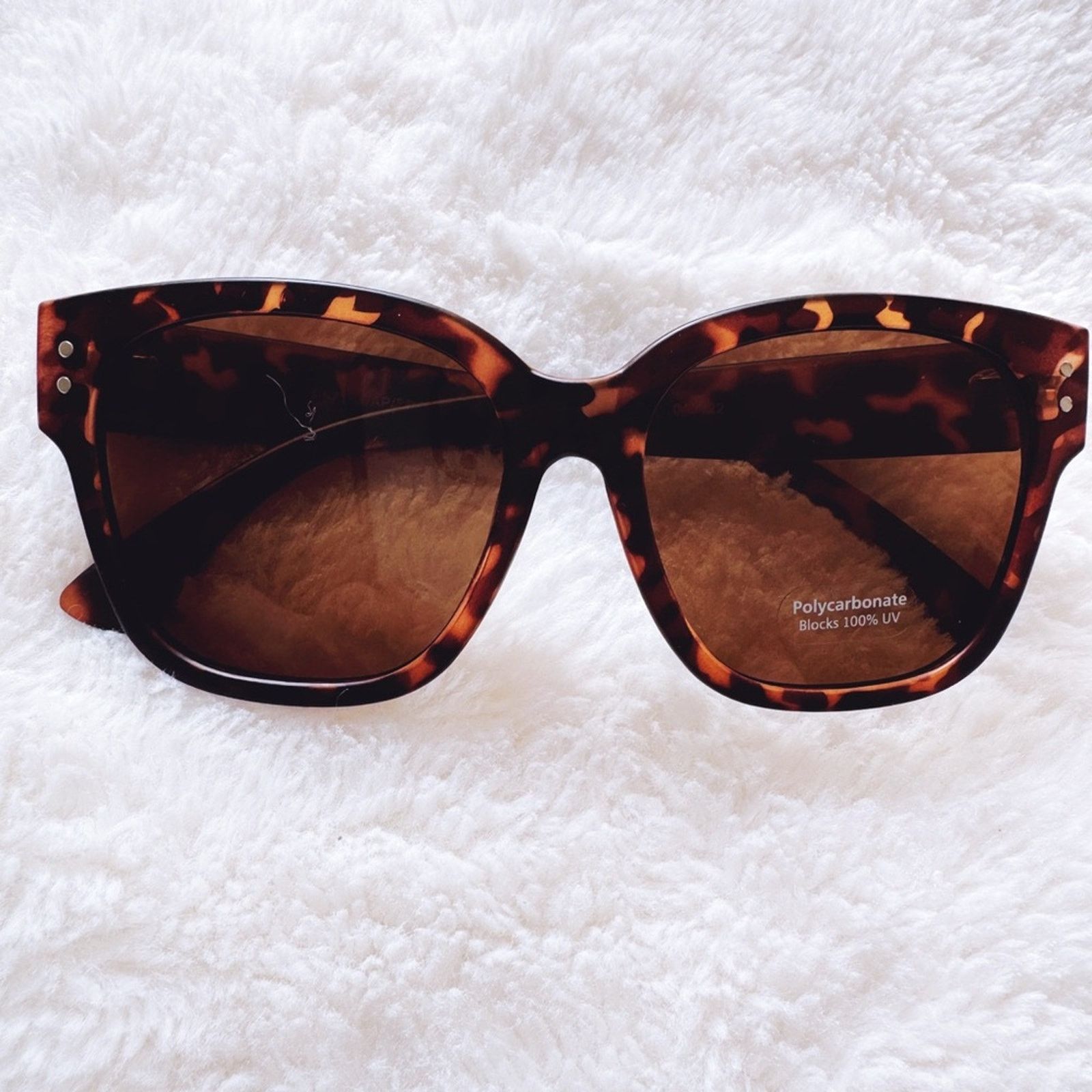 Other Julia Dark Tortoise Brown Square Sunglasses Size ONE SIZE - 1 Thumbnail