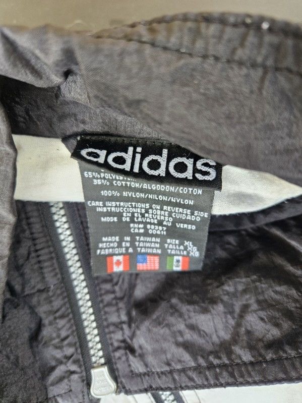 Adidas Adidas Vintage Windbreaker Size US XL / EU 56 / 4 - 6 Thumbnail