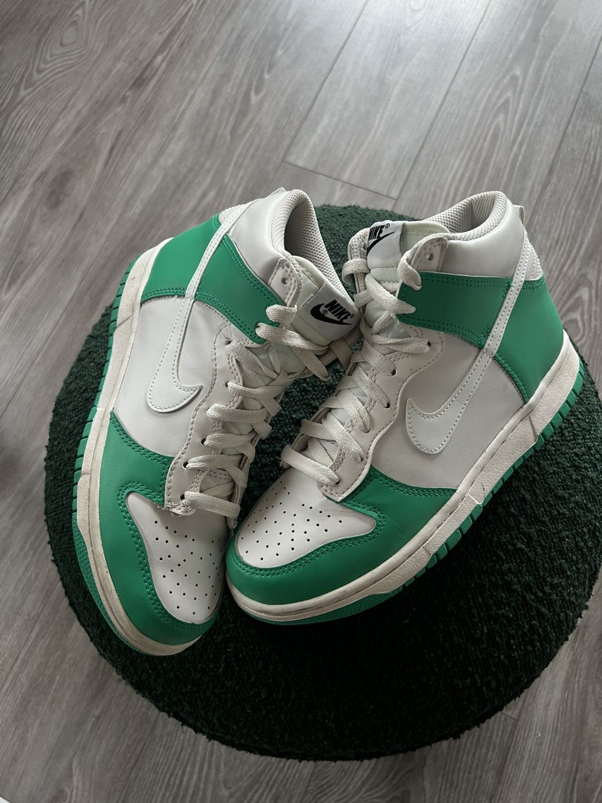 Designer × Nike ‼️Nike Dunk High Phantom Stadium GS Green Sneakers ‼️ Size US 6 / EU 39 - 4 Thumbnail