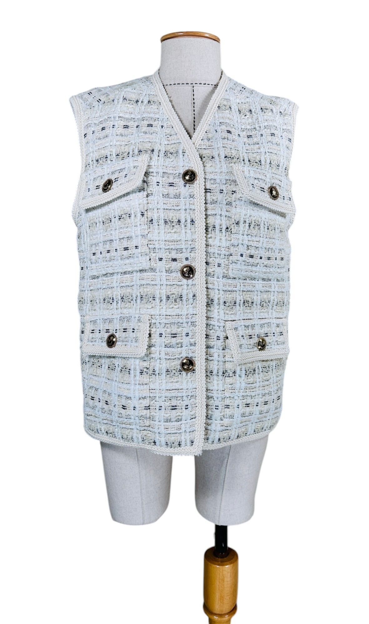 Sleeveless tweed jacket vest