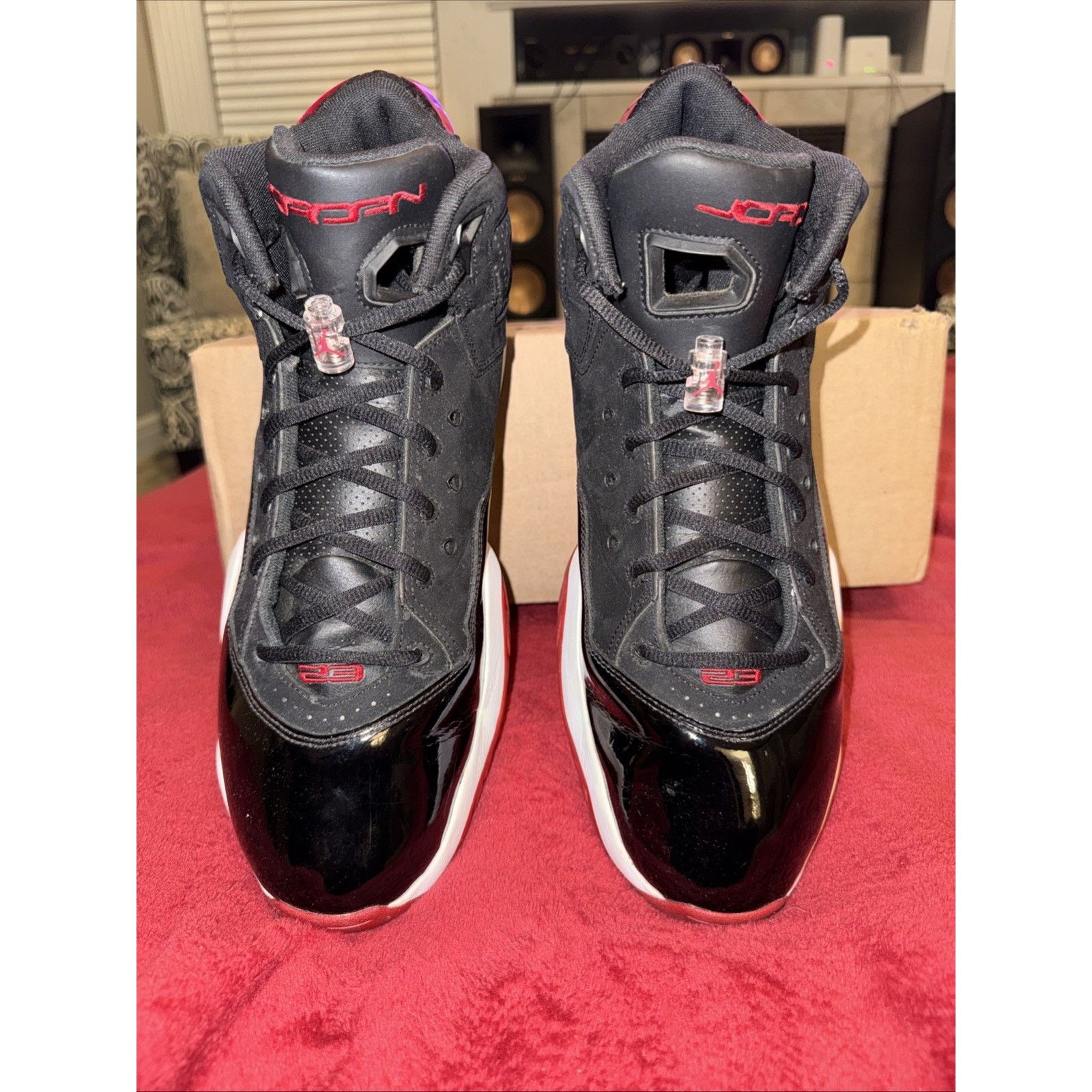 Nike Nike Air Jordan B'Loyal Bred Basketball Size 13 315317-026 Size US 13 / EU 46 - 4 Thumbnail
