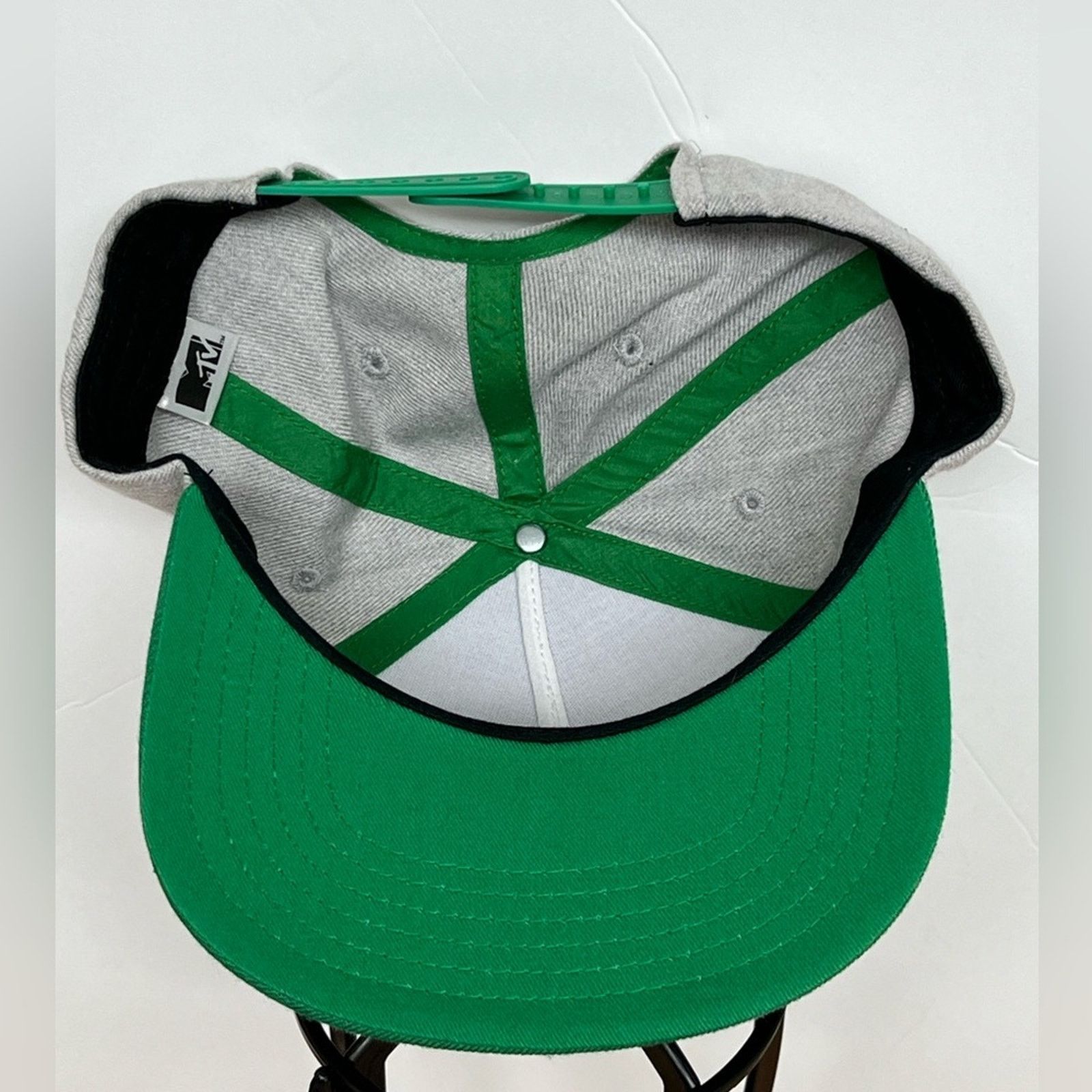 Mtv MTV Snapback Hat Cap Heather Gray Green Flat Bill Retro 90s Size ONE SIZE - 4 Thumbnail