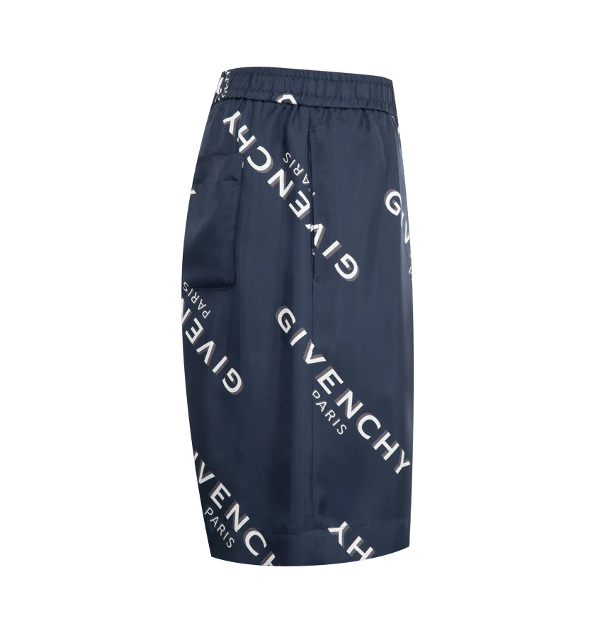 Givenchy o1h1sh11225 Logo Bermuda Short in Nevy Blue Size US 32 / EU 48 - 3 Thumbnail
