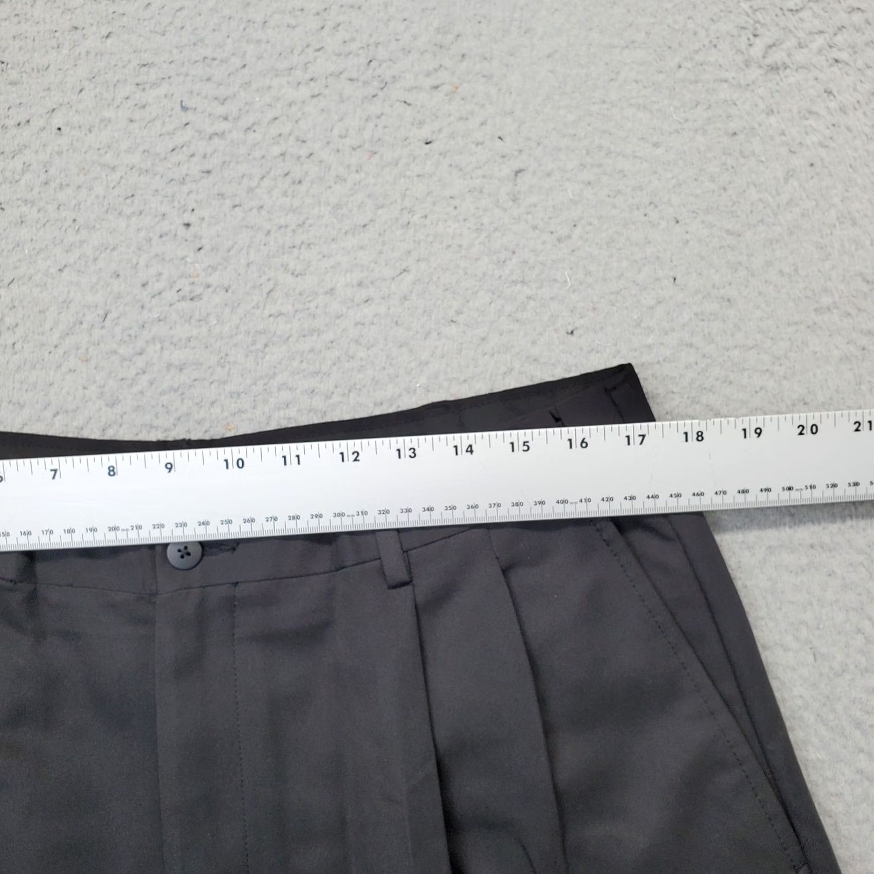 Savane Savane Mens Shorts 36 Black Expandable Comfort Waist Synatural Climate Control Casual Outdoor 90s? Size US 36 / EU 52 - 5 Thumbnail