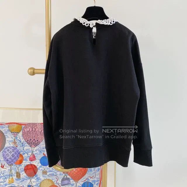 Valentino Valentino Black letter top Size XS / US 0-2 / IT 36-38 - 2 Thumbnail