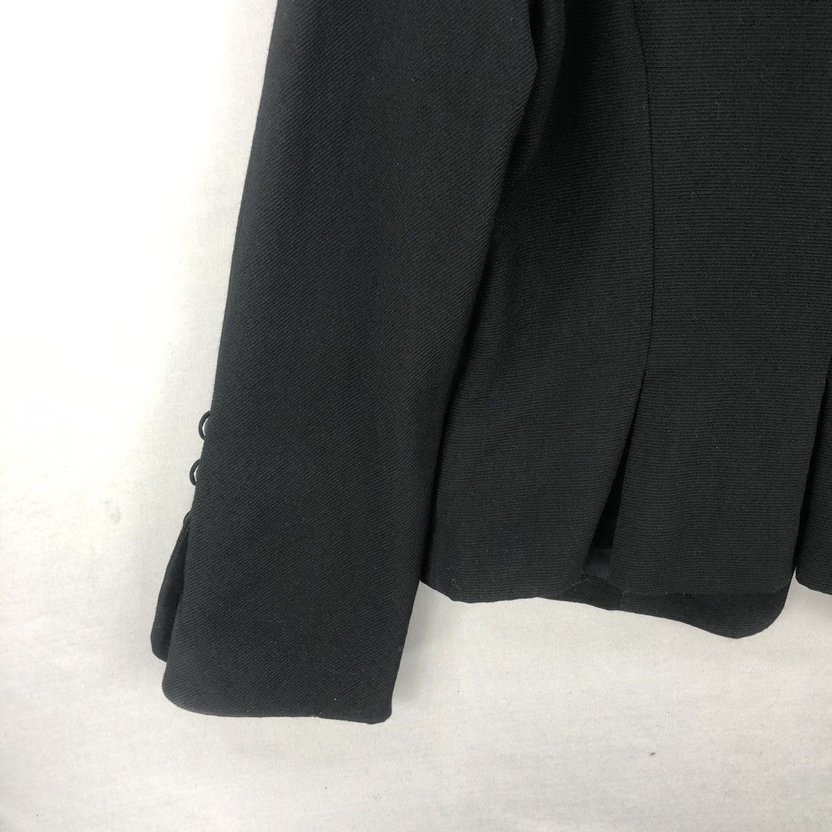 Dior Vintage Christian Dior Velvet Cropped Jacket Size S / US 4 / IT 40 - 16 Thumbnail