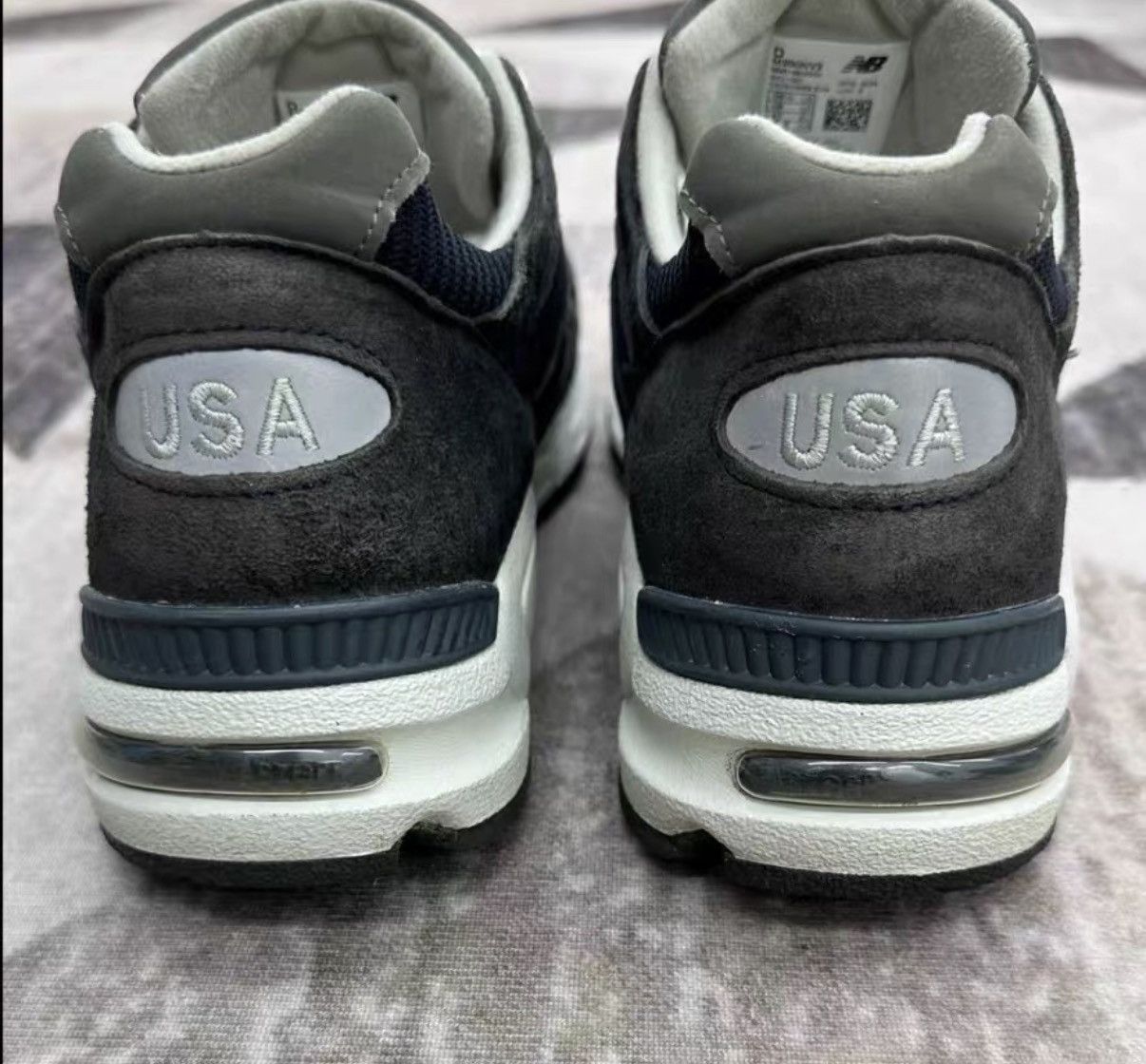 New Balance New Balance 990NV2 Blue American-Made Retro Shoes J40 Size US 9.5 / EU 42-43 - 7 Thumbnail