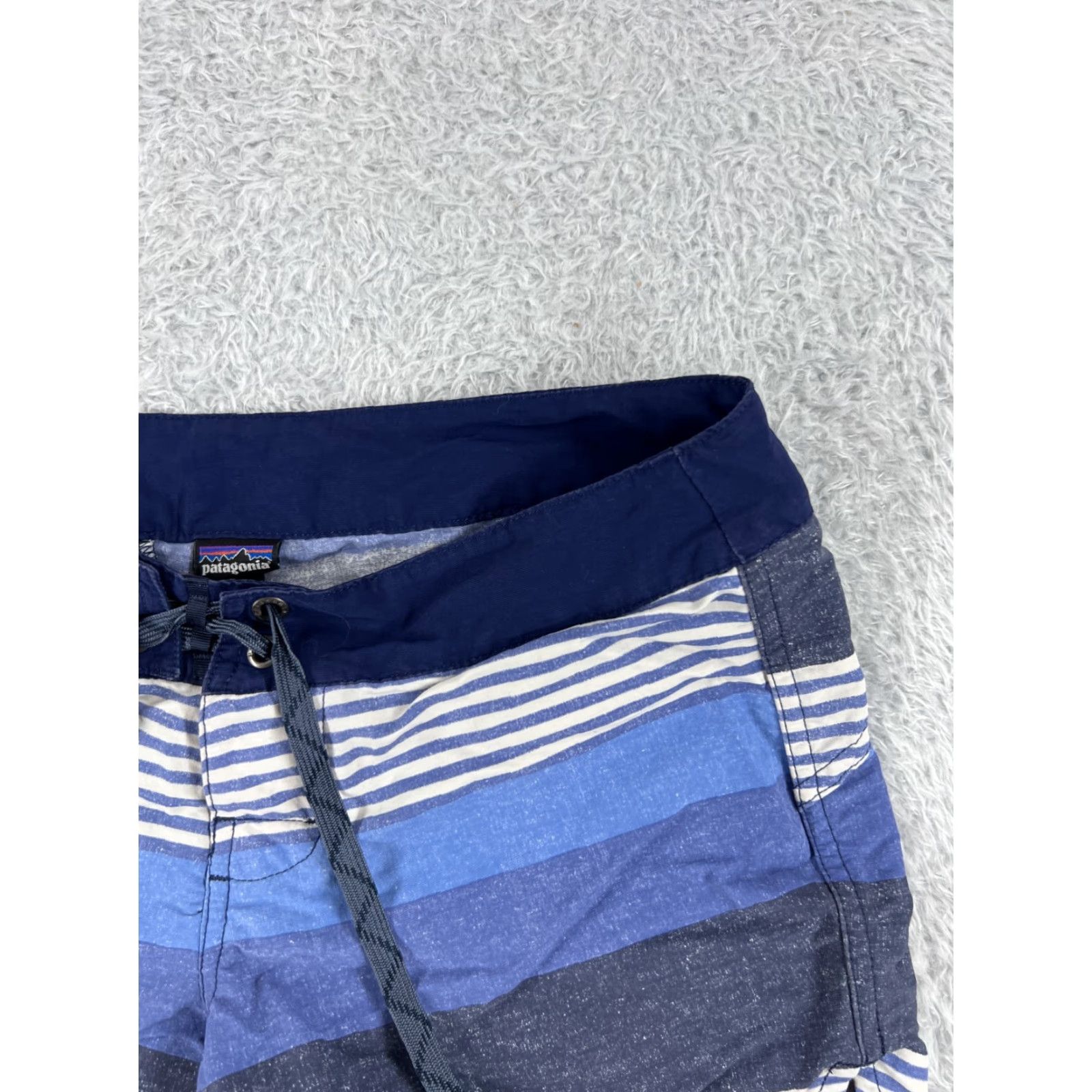 Patagonia Patagonia Womens Trunks Swim Bottoms 2 Blue Stripe 5" Boardshorts Wavefarer Pockets Nylon XS? Size ONE SIZE - 5 Thumbnail