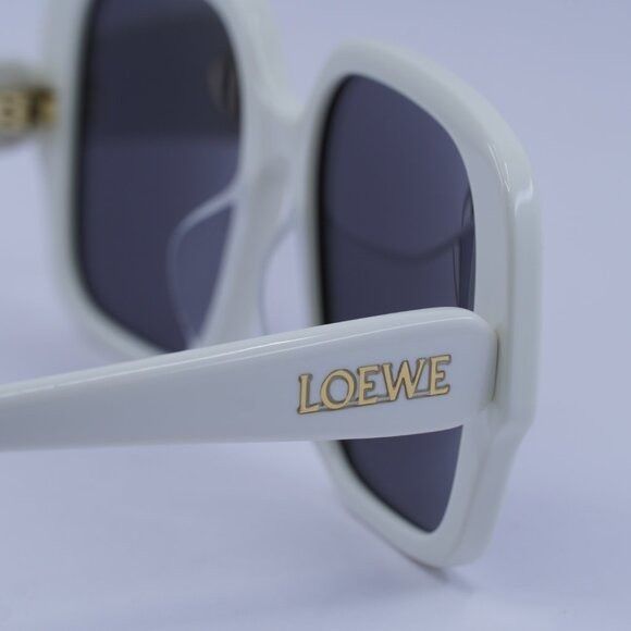 Loewe Loewe LW40134U 25A Sunglasses Ivory Square Frame, Smoke Size ONE SIZE - 5 Thumbnail