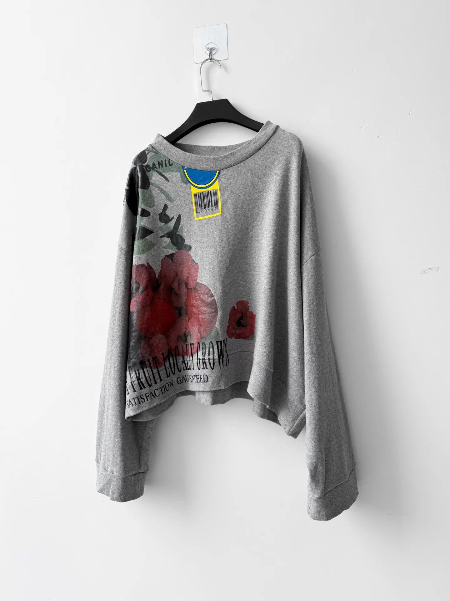Maison Margiela Maison Margiela FW19 Apple Blossom Gray OS Hoodie XS Size XS / US 0-2 / IT 36-38 - 1 Thumbnail