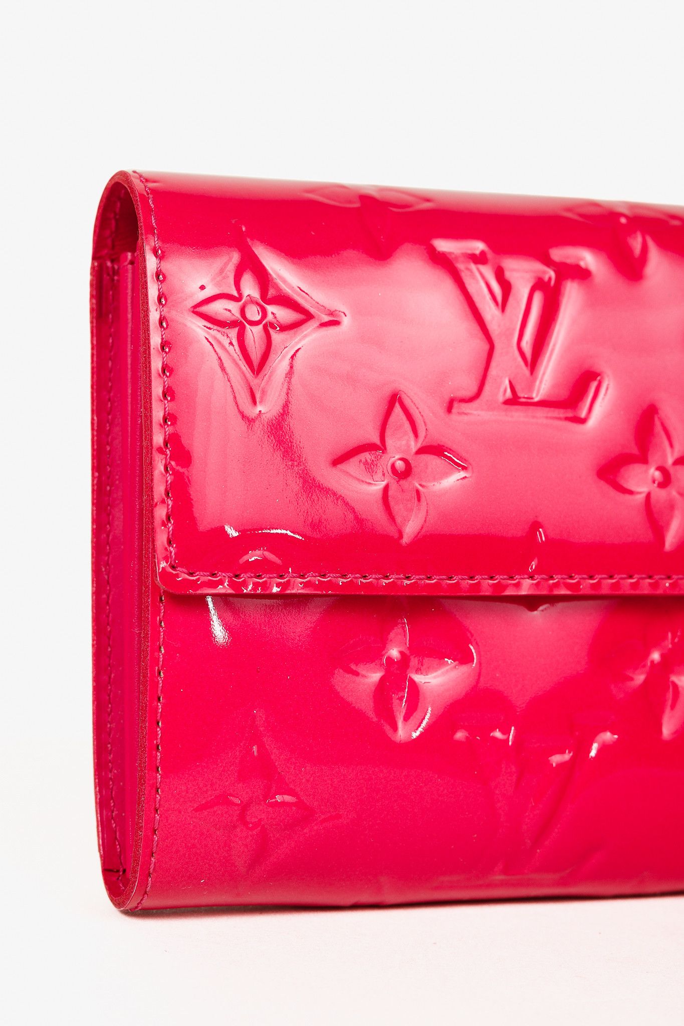 Louis Vuitton Louis Vuitton Sarah Rose Pop Monogram Vernis Leather Wallet Size ONE SIZE - 5 Thumbnail